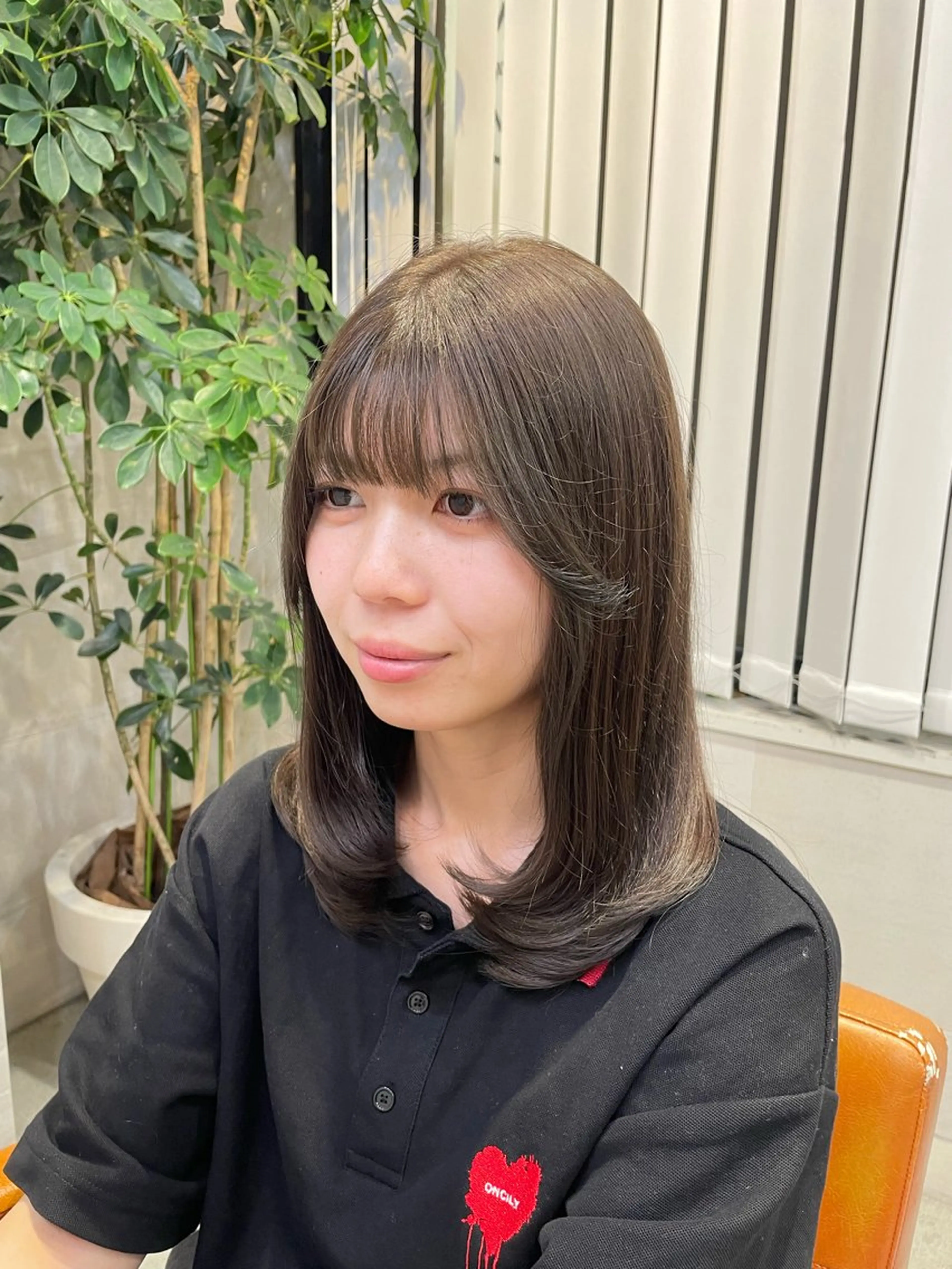 ミディアム レイヤーカット はやしだ あおいのヘアスタイル
