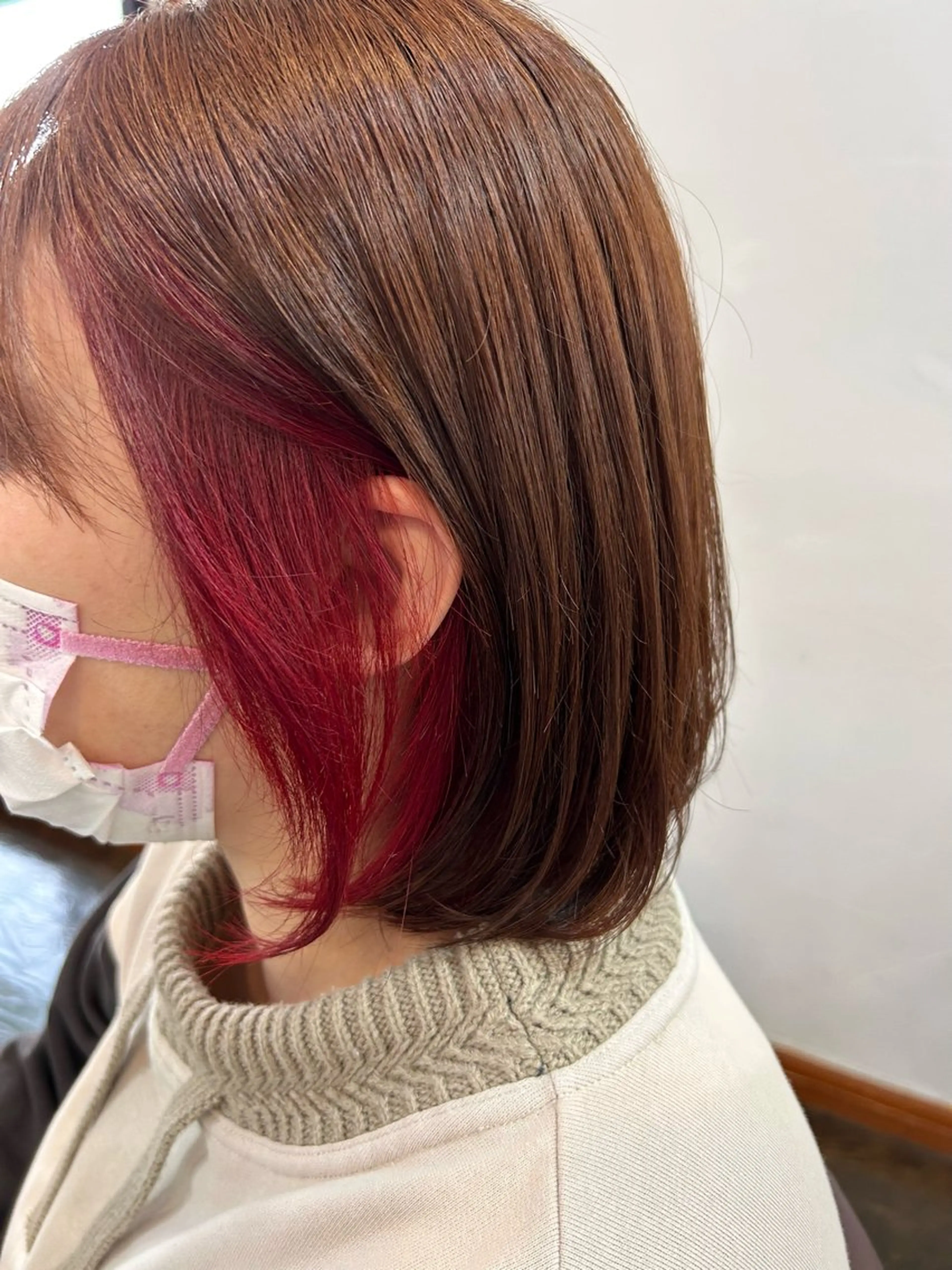 カラー インナーカラー レッドカラー 坂本 瑞季のヘアスタイル