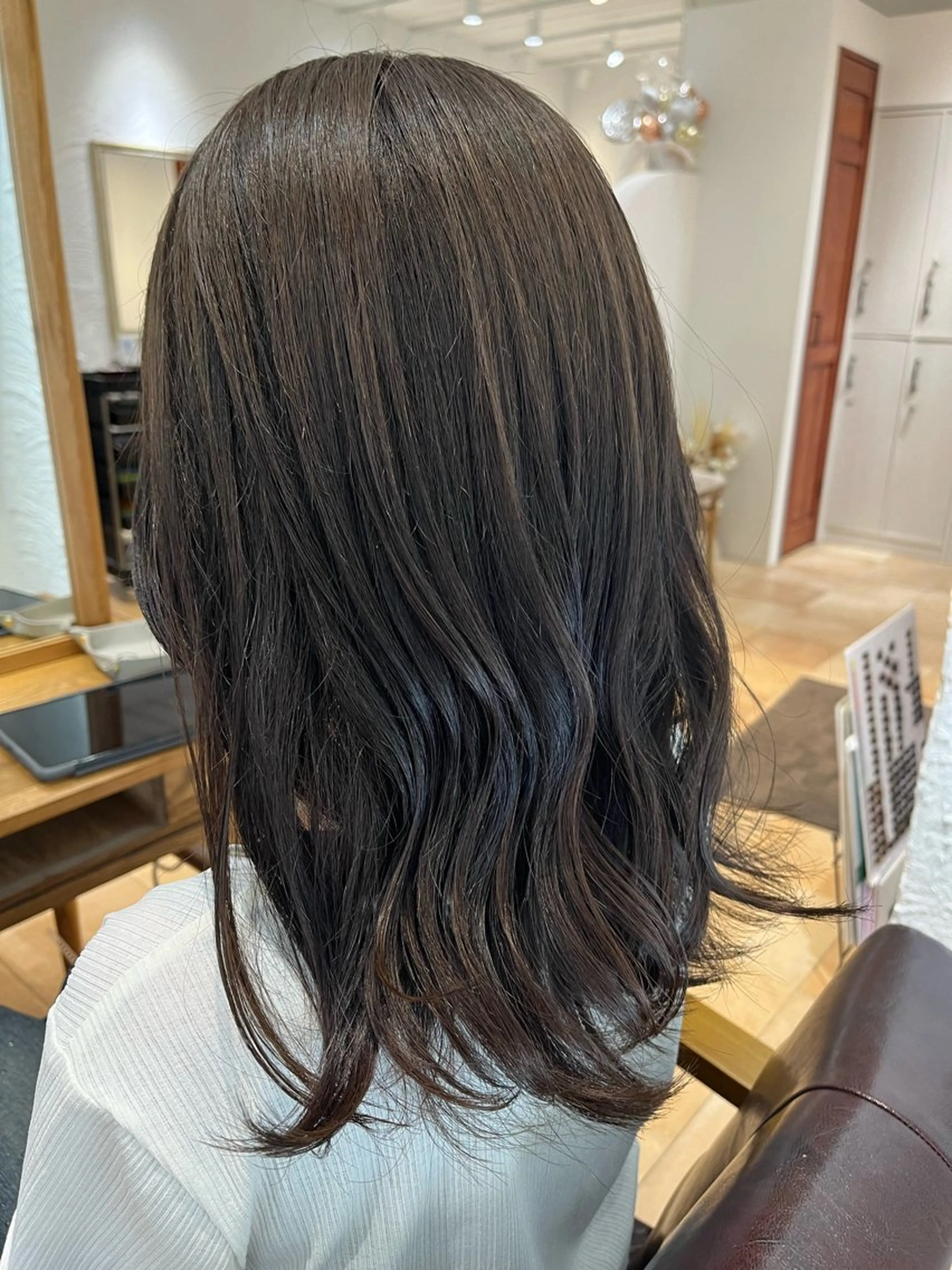 セミロング カラー ベージュカラー オリーブベージュ カット ヘアカラー トリートメント 🌈透明感カラー🌈 🌟吉田祐介🌟のヘアスタイル