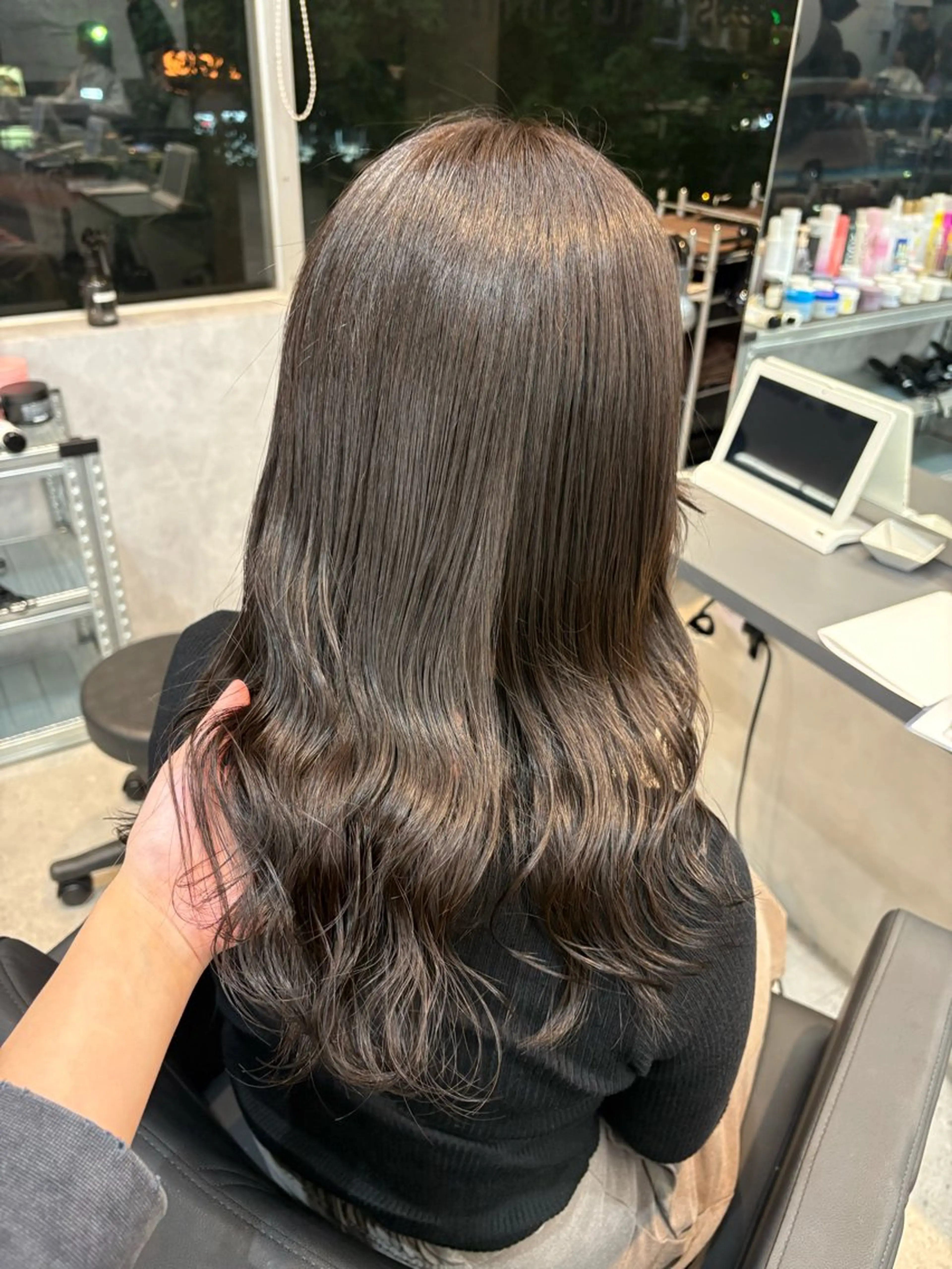 セミロング カット ヘアカラー トリートメント 大西 ひなたのヘアスタイル