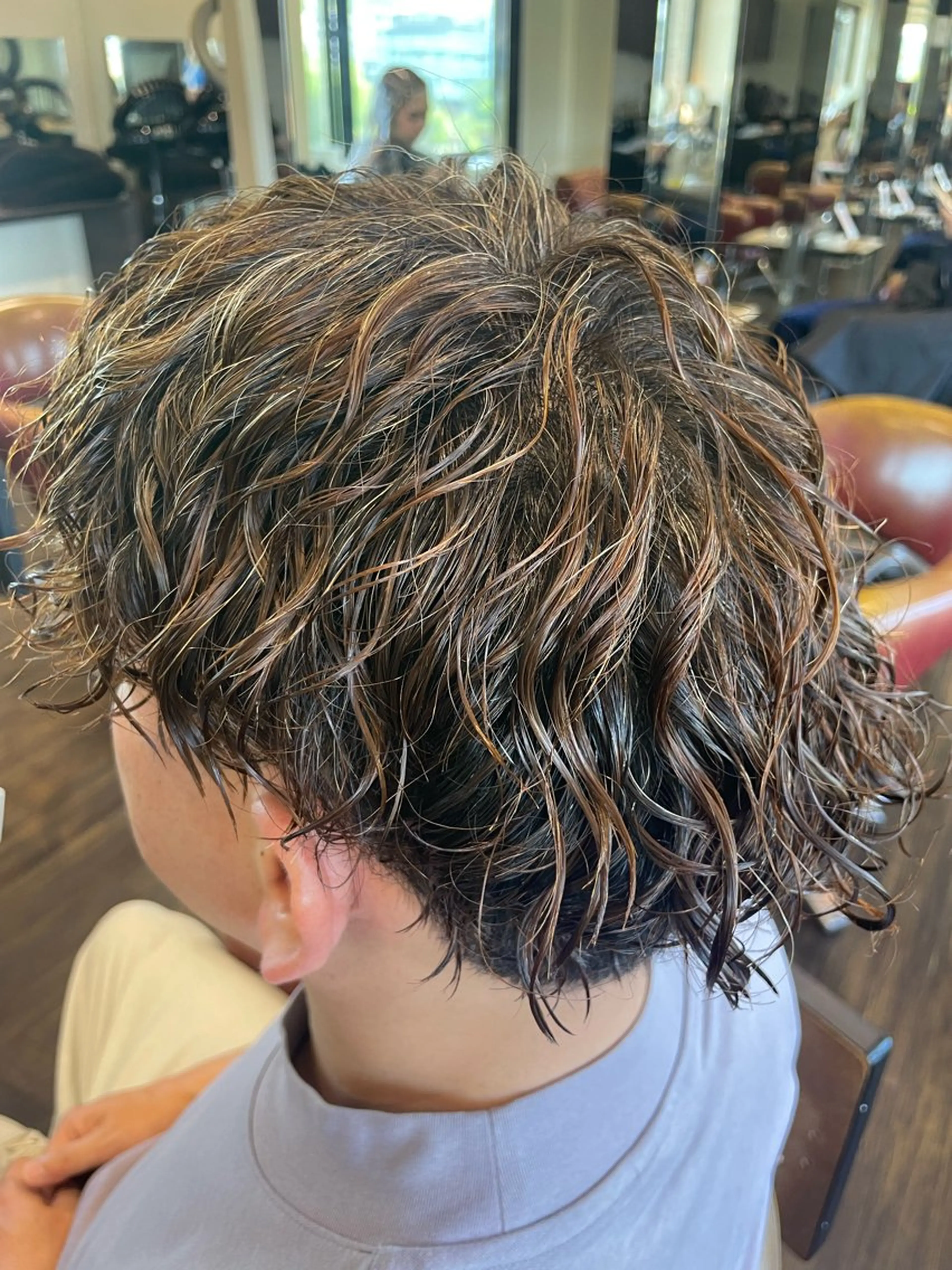パーマ メンズ メンズパーマ スパイラルパーマ カット パーマ 佐藤 綾郁のヘアスタイル