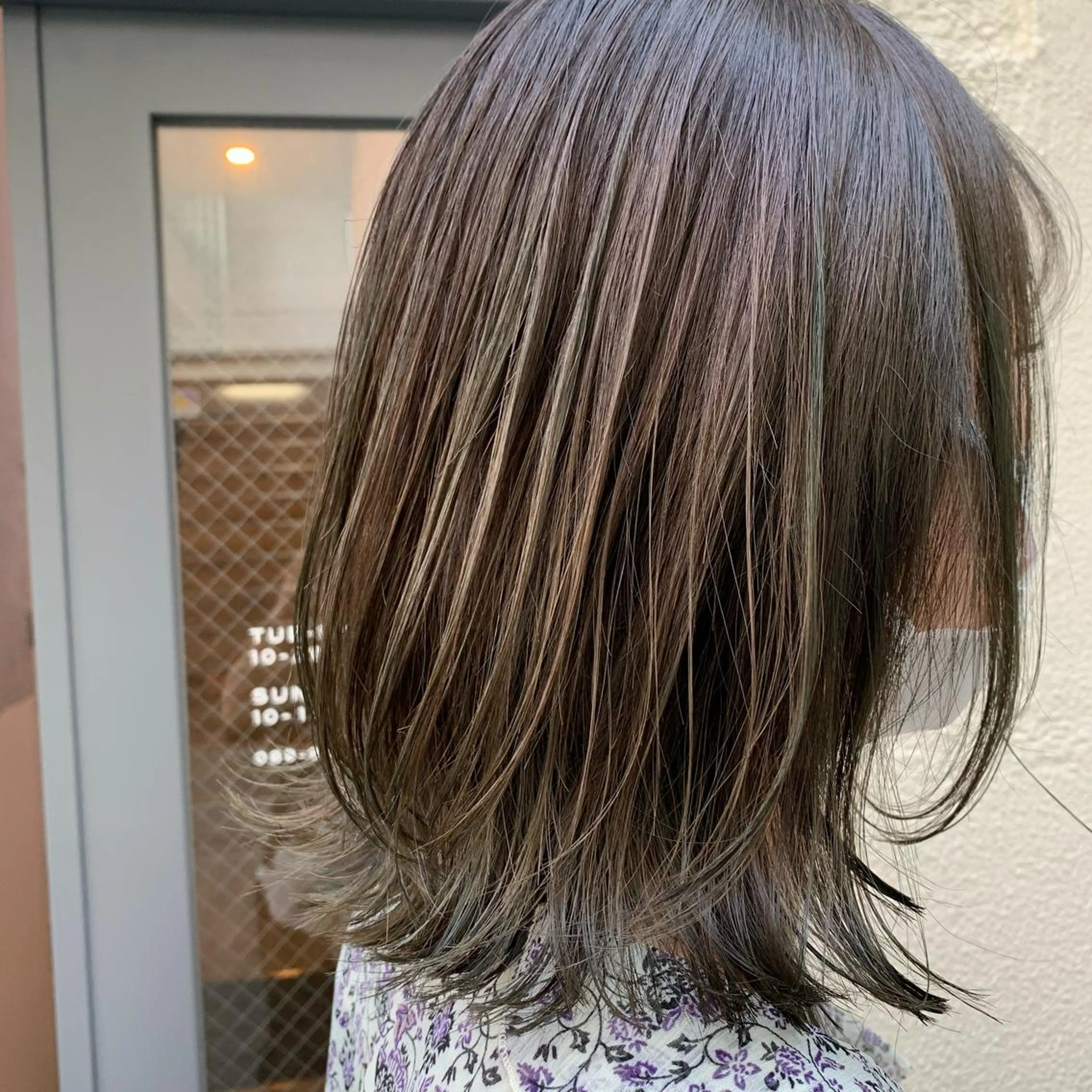 ミディアム 西岡 優太のヘアスタイル