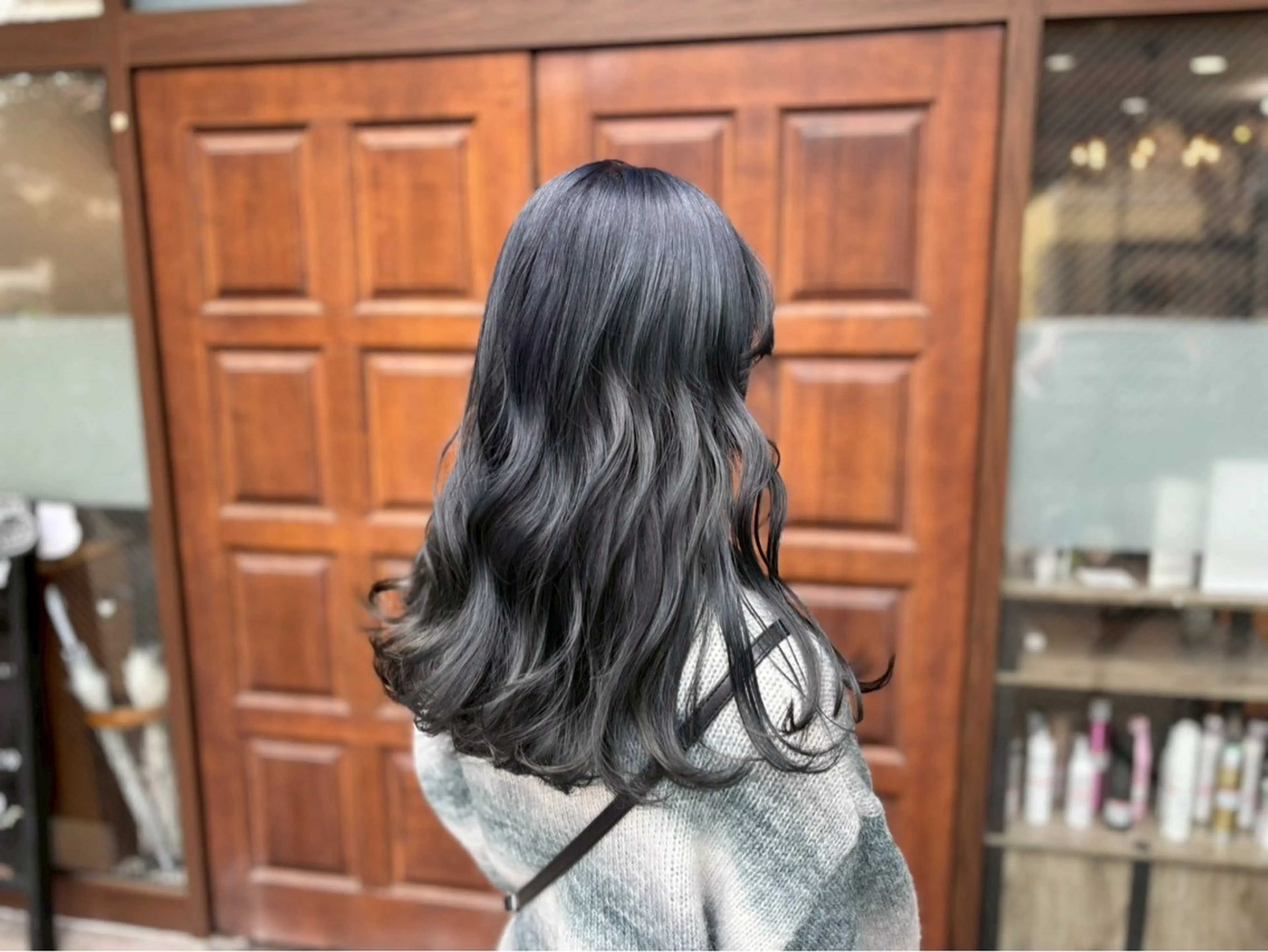 セミロング カラー ︎︎☁ティセラ︎︎☁ 透明感カラー🩵のヘアスタイル