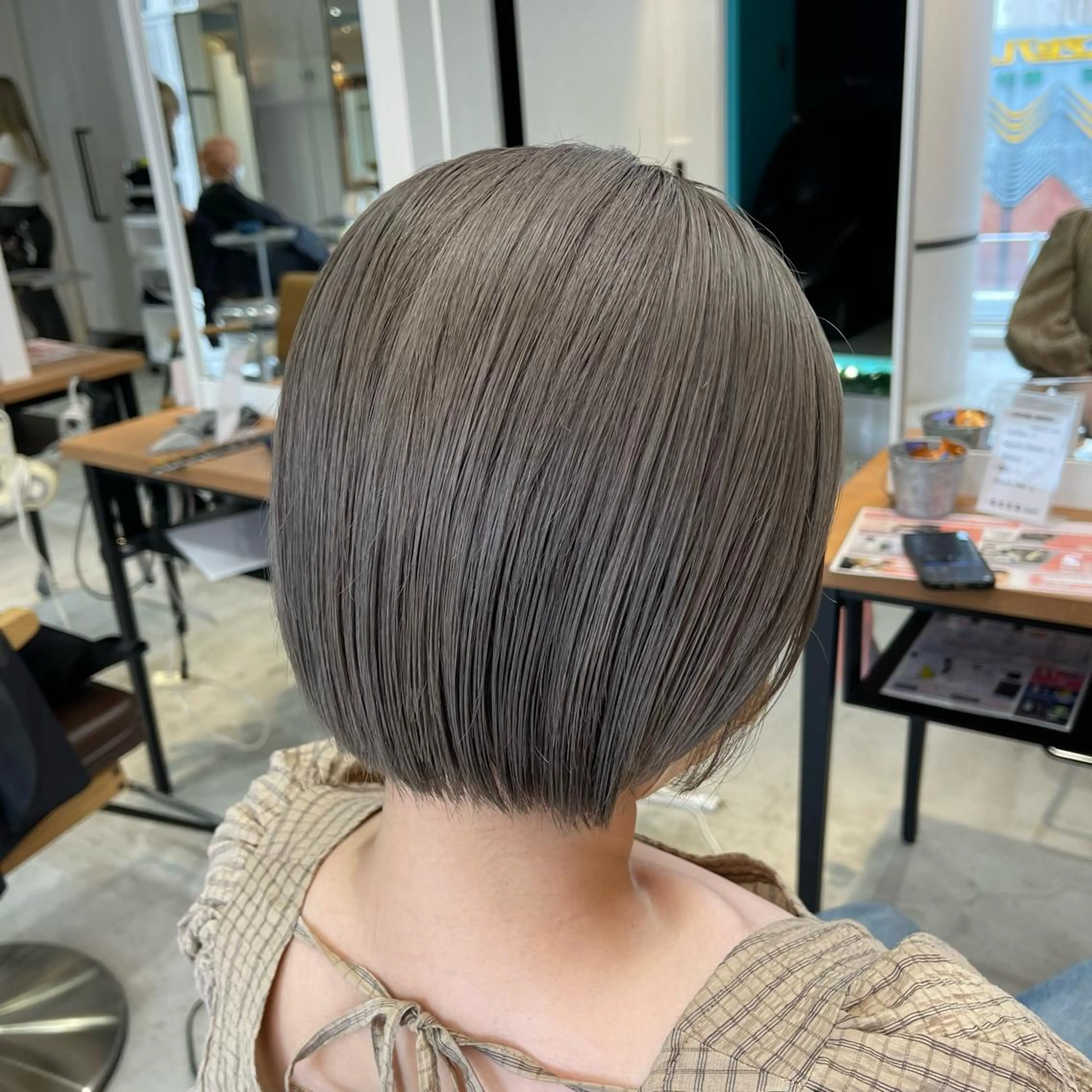 ショート ボブ lunty miichiのヘアスタイル