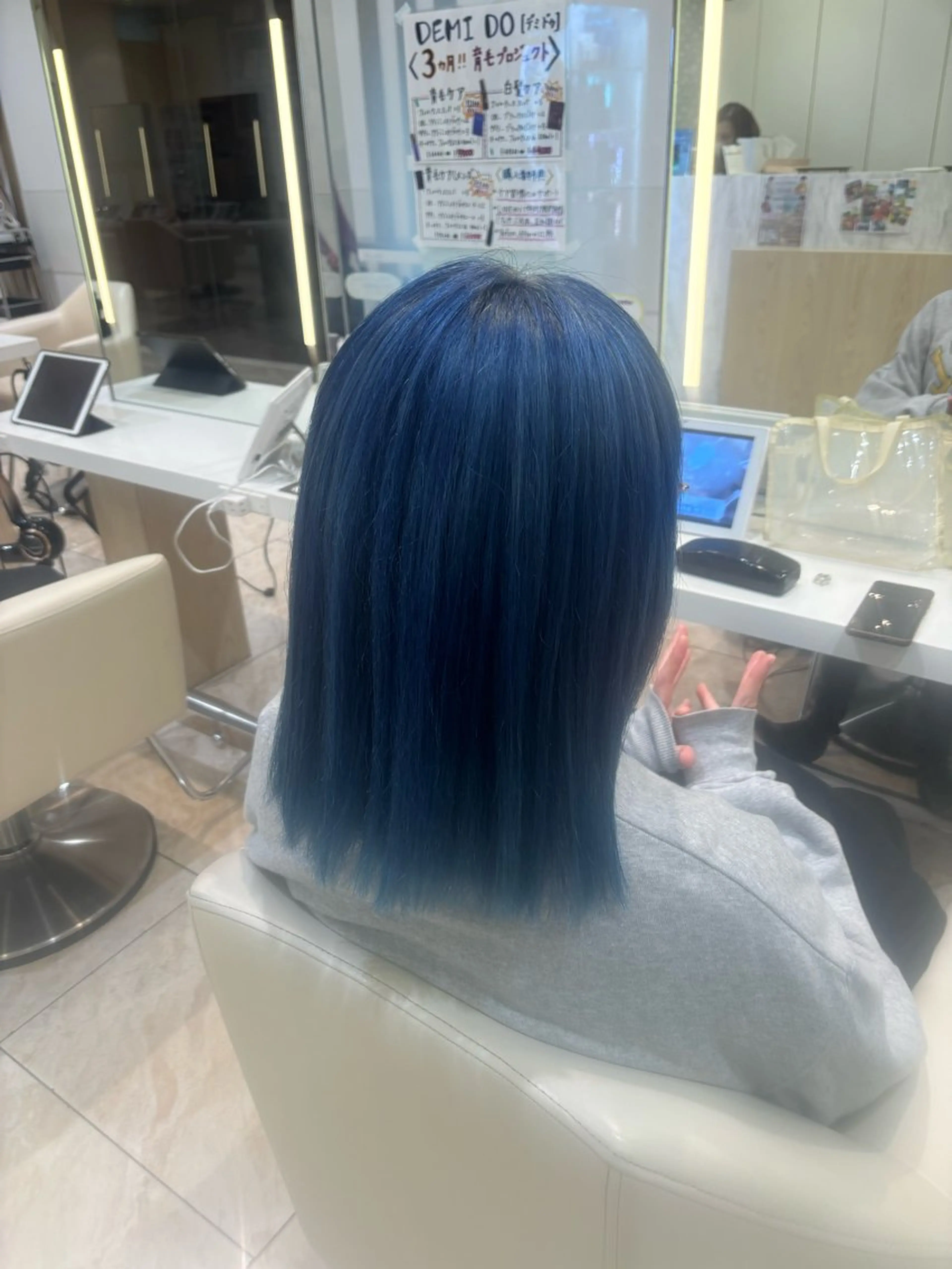 セミロング カラー ブリーチ ヘアカラー miho‪𓂃 ANNETTAのヘアスタイル