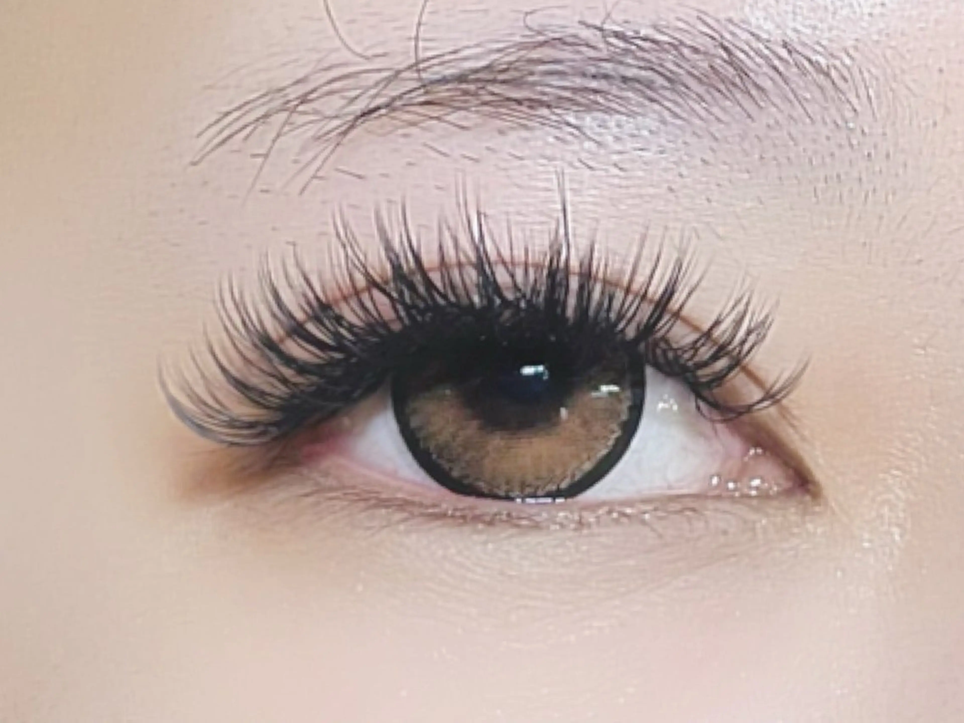 マツエク・マツパ 付け放題 バインドロック 束感まつ毛 フラットラッシュ パリジェンヌラッシュリフト マツエク オーロラ所属・AURORA RINAのマツエク・マツパデザイン