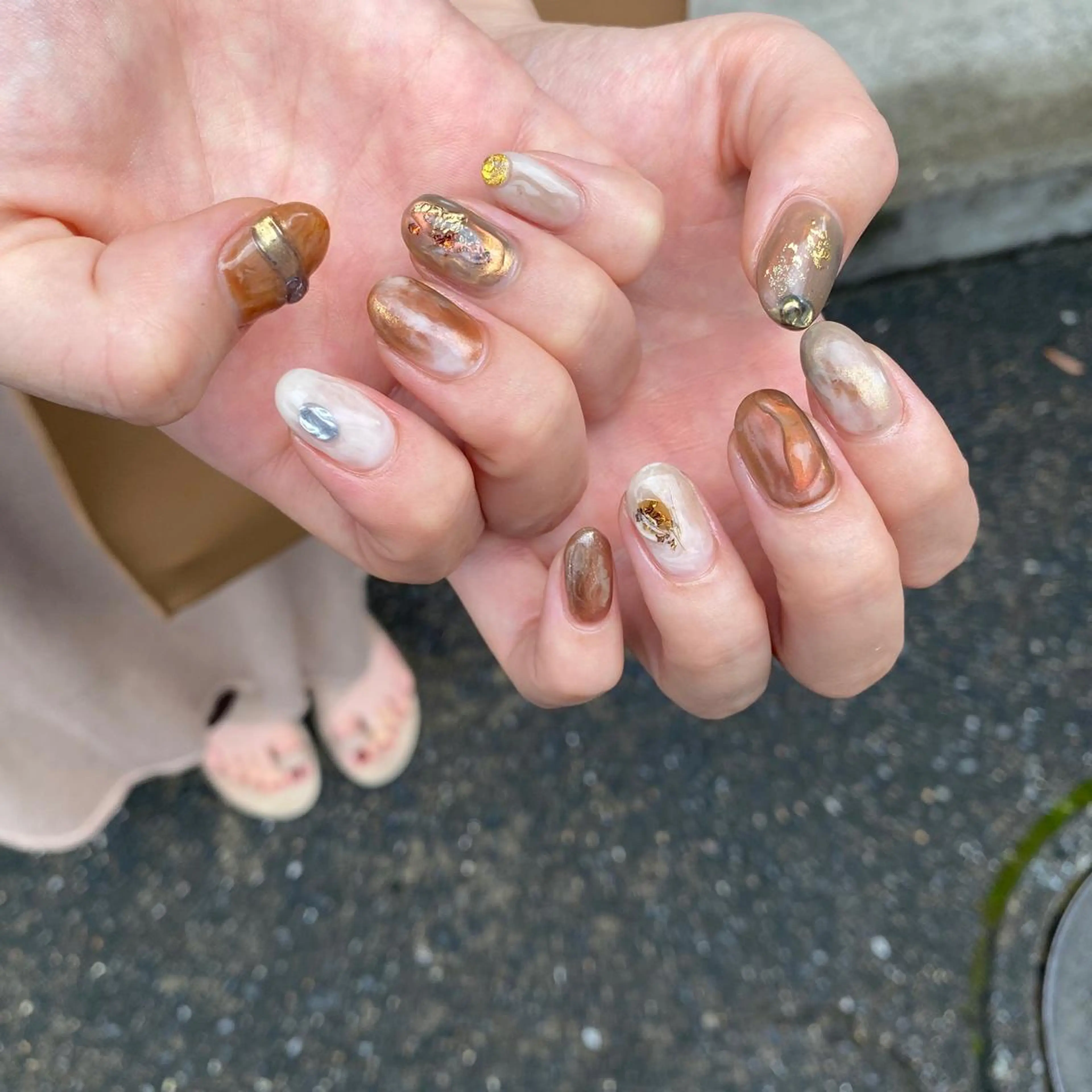 ネイル ブラウン ハンドネイル nable.所属・望月 実莉のネイルデザイン