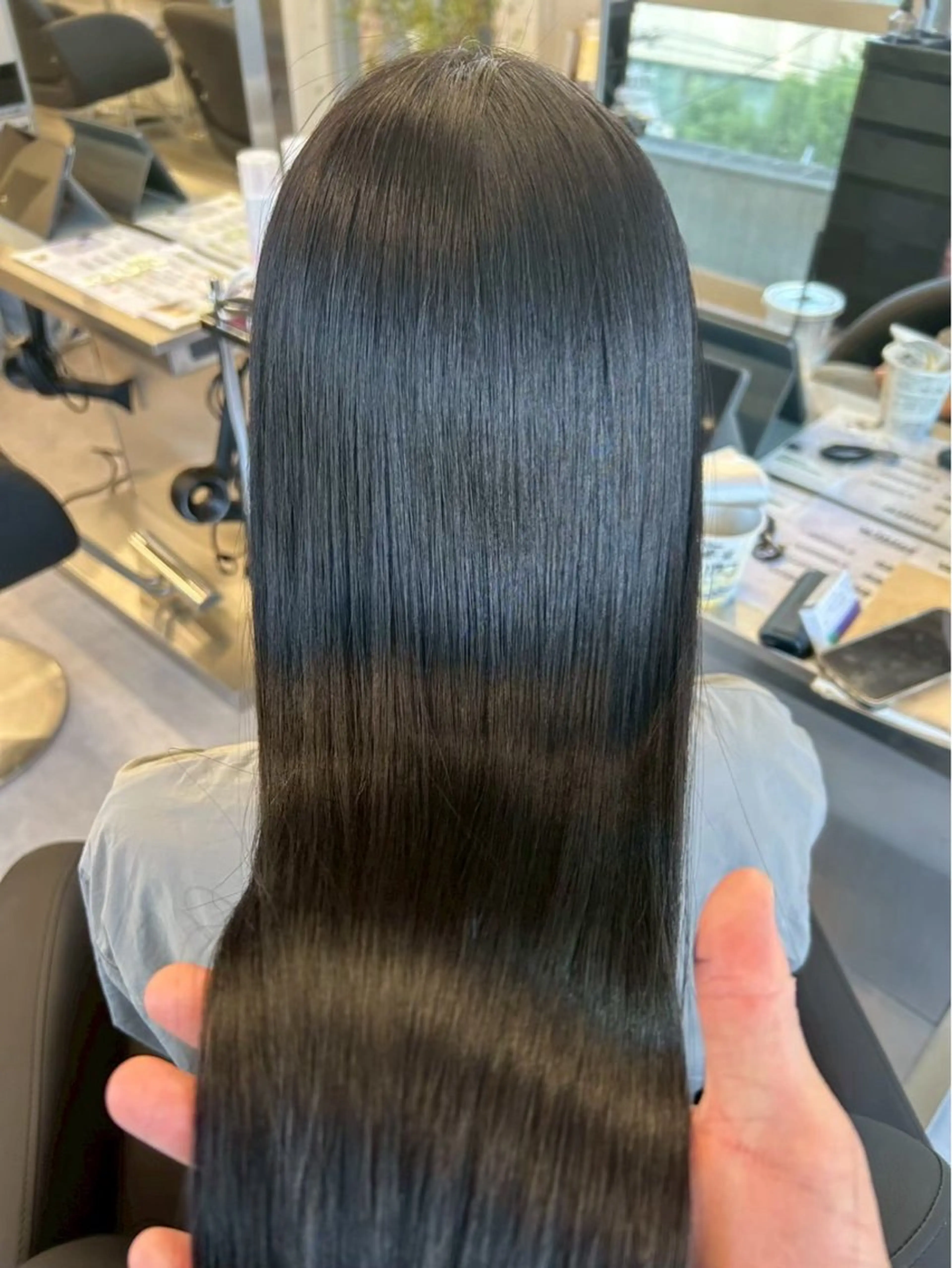 ロング カラー ヘアカラー トリートメント 透明感カラーWカラー ユウゴのヘアスタイル