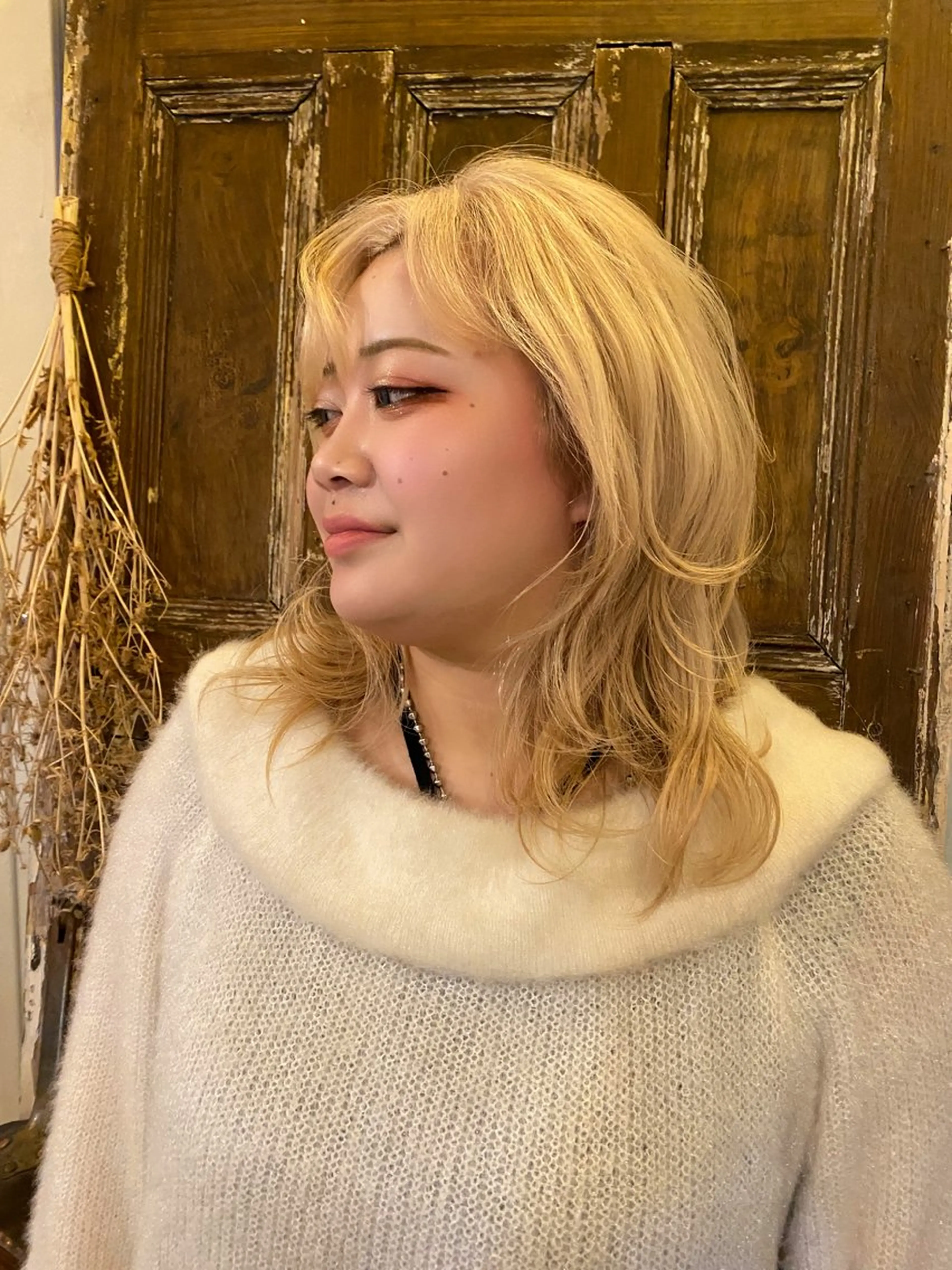 セミロング ヘアカラー トリートメント sea's所属・平果帆/レイヤー /矢場町/ブリーチのヘアスタイル
