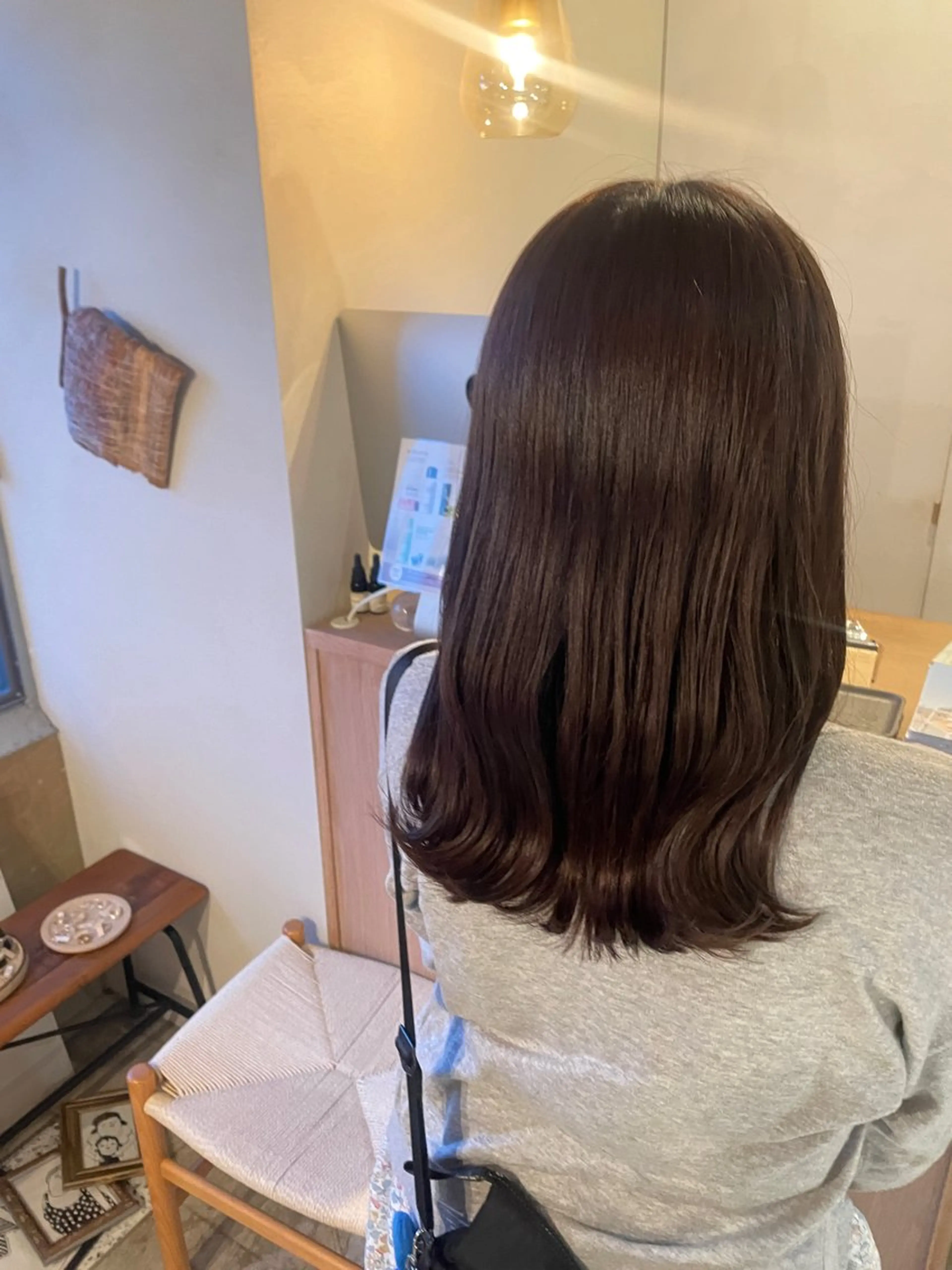 ロング アッシュ アッシュブラウン 小野 絢未のヘアスタイル