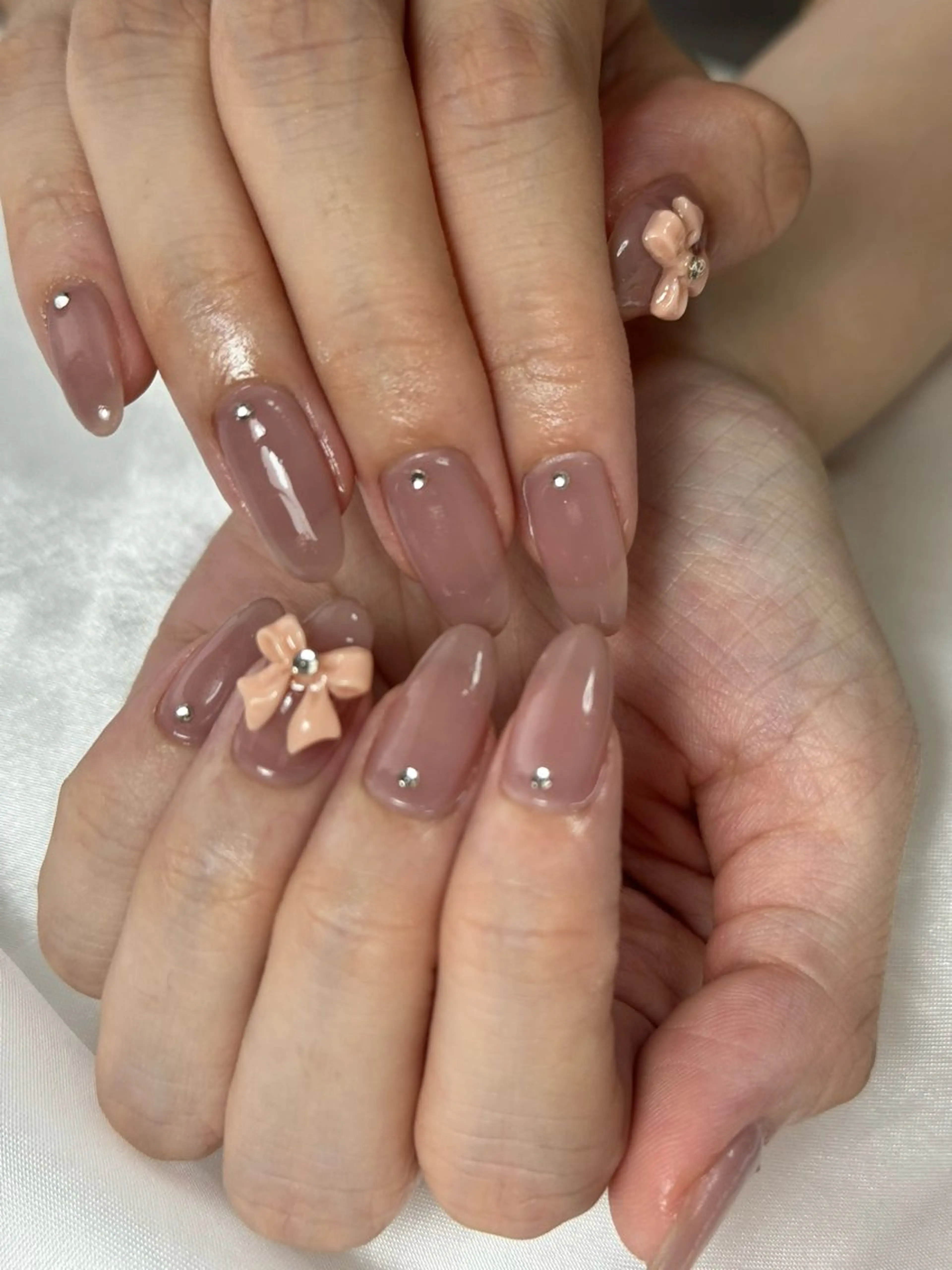 ネイル ジェルネイル 持ち込み パラジェル リボン シンプルネイル ハンドネイル flowers nailのネイルデザイン
