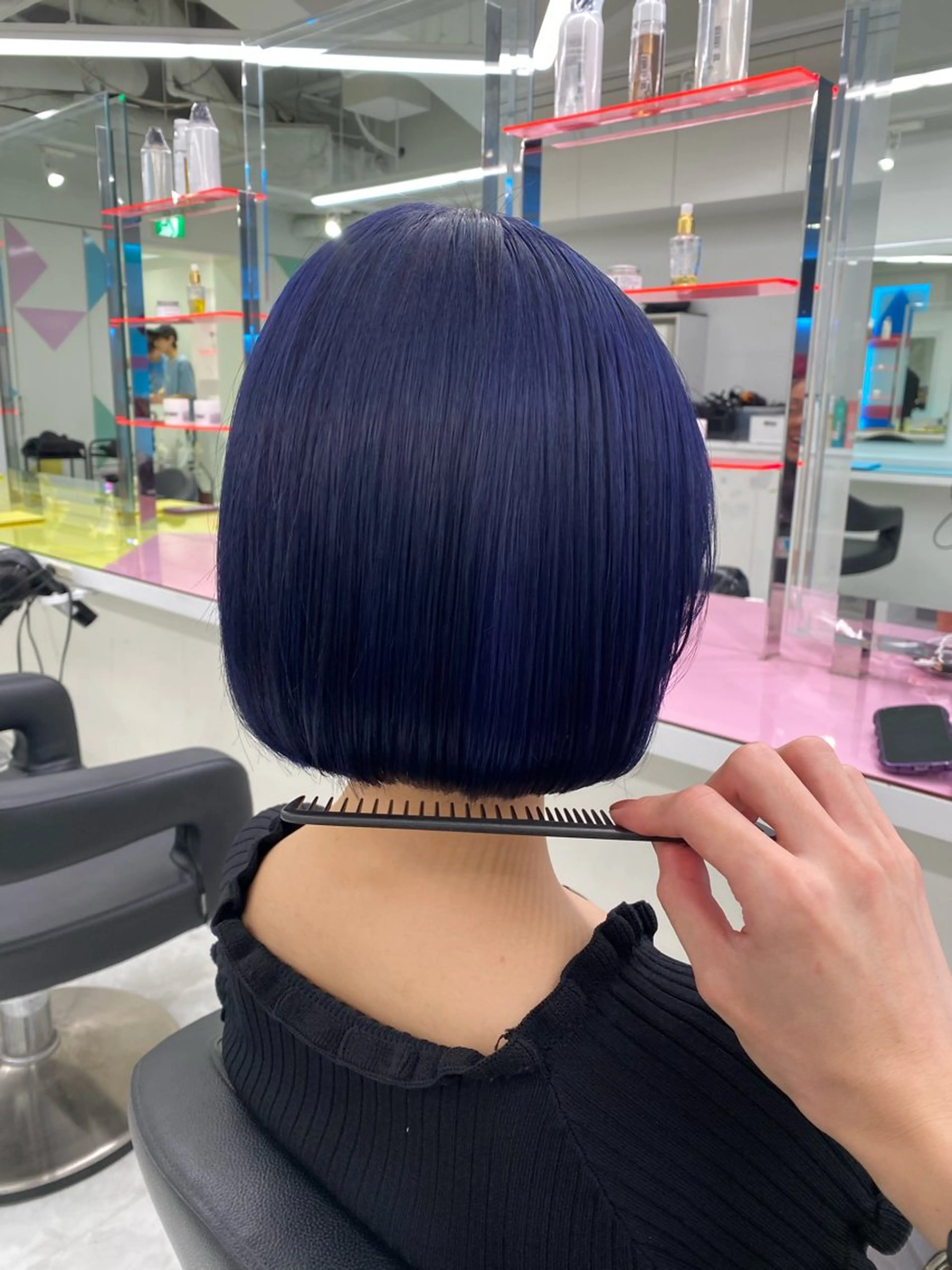 ショート カラー ヘアアレンジ 🌈艶カラー/ 韓国風レイヤーカットのヘアスタイル