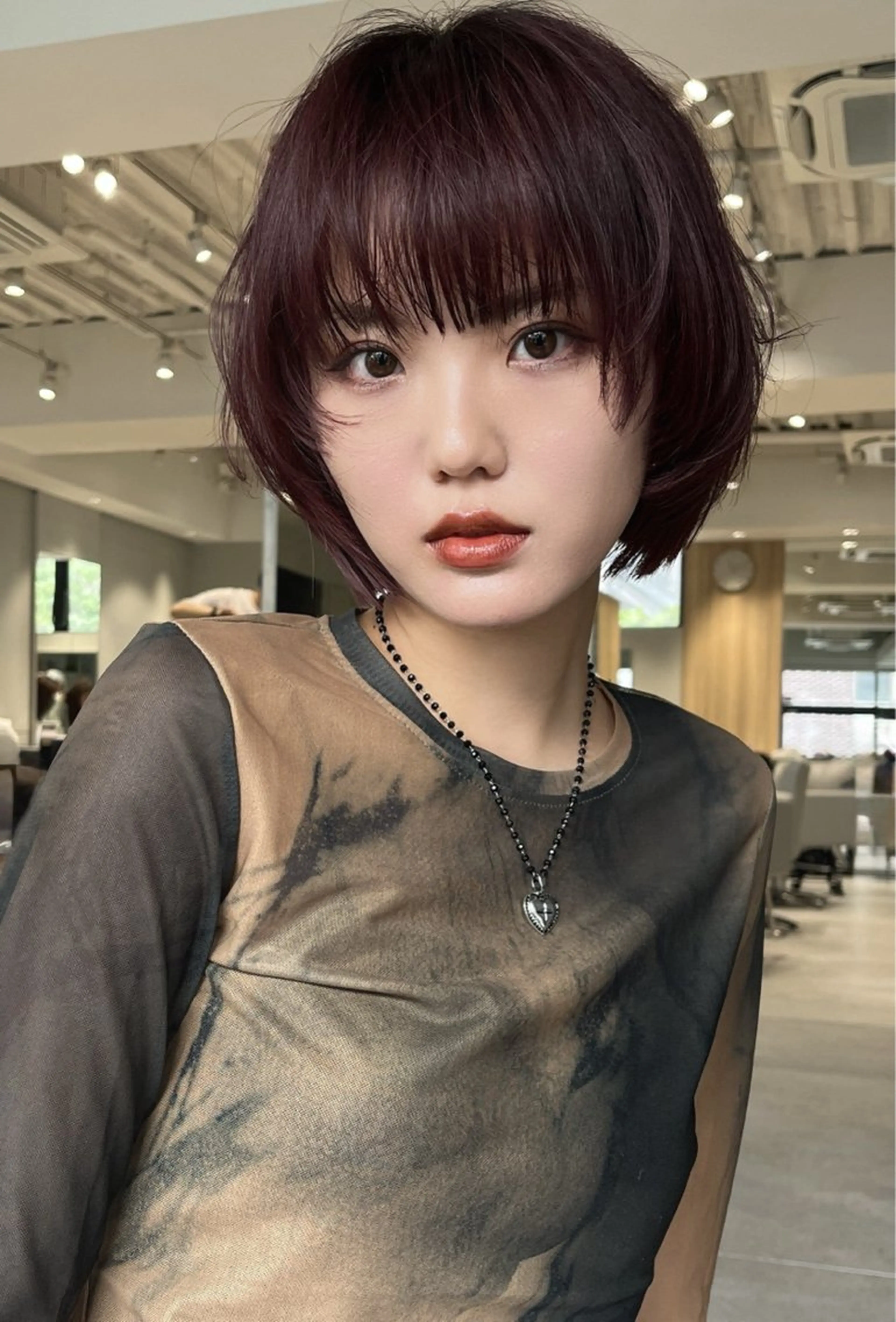 ショート ボブ レイヤーカット ミンクス銀座店所属・MINX 外山 海成/銀座のヘアスタイル