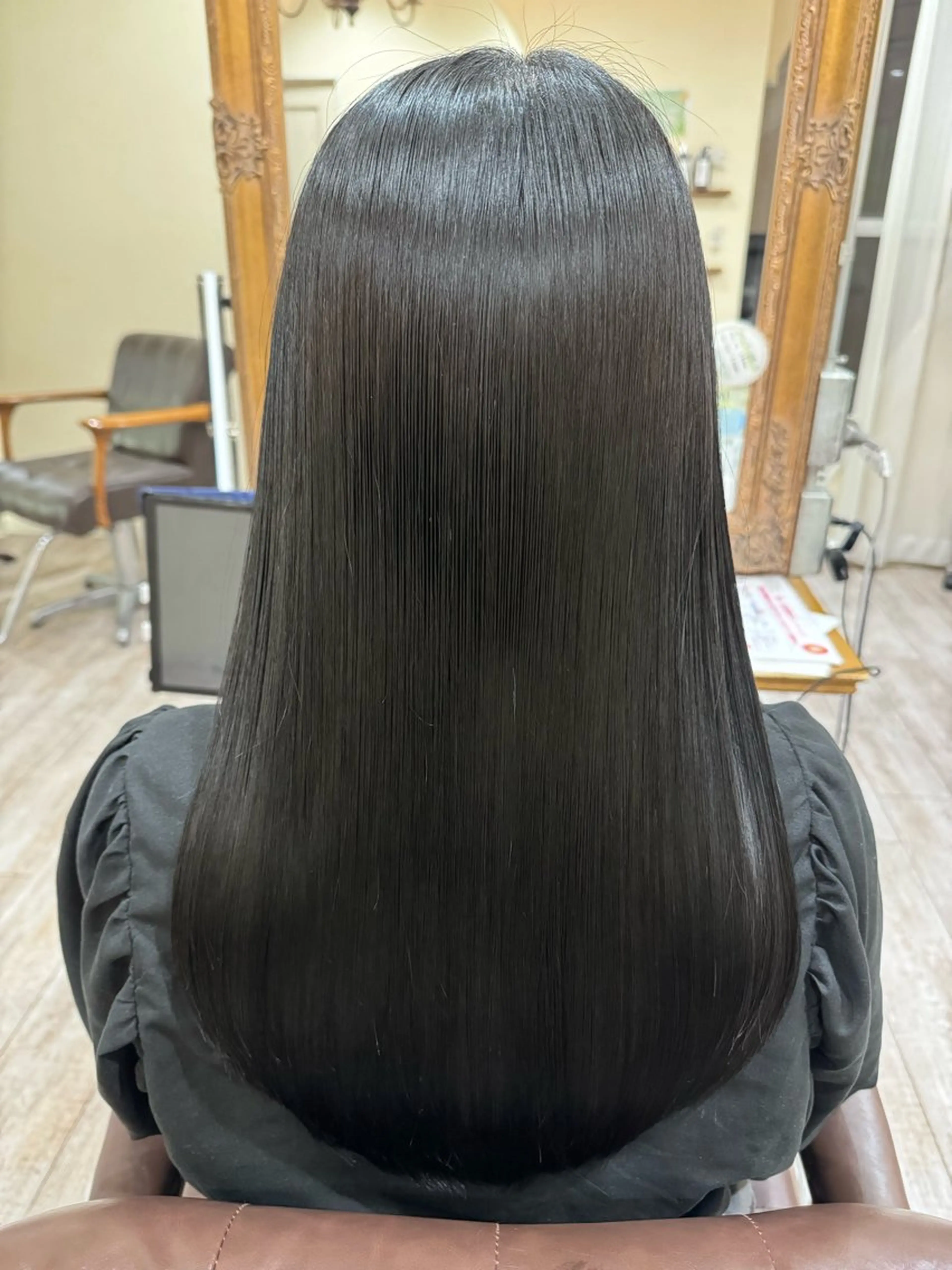 ロング カラー 髪質改善 レイヤーカット トリートメント カット ヘアカラー トリートメント noble店長 松本　拓也▶◀*.のヘアスタイル