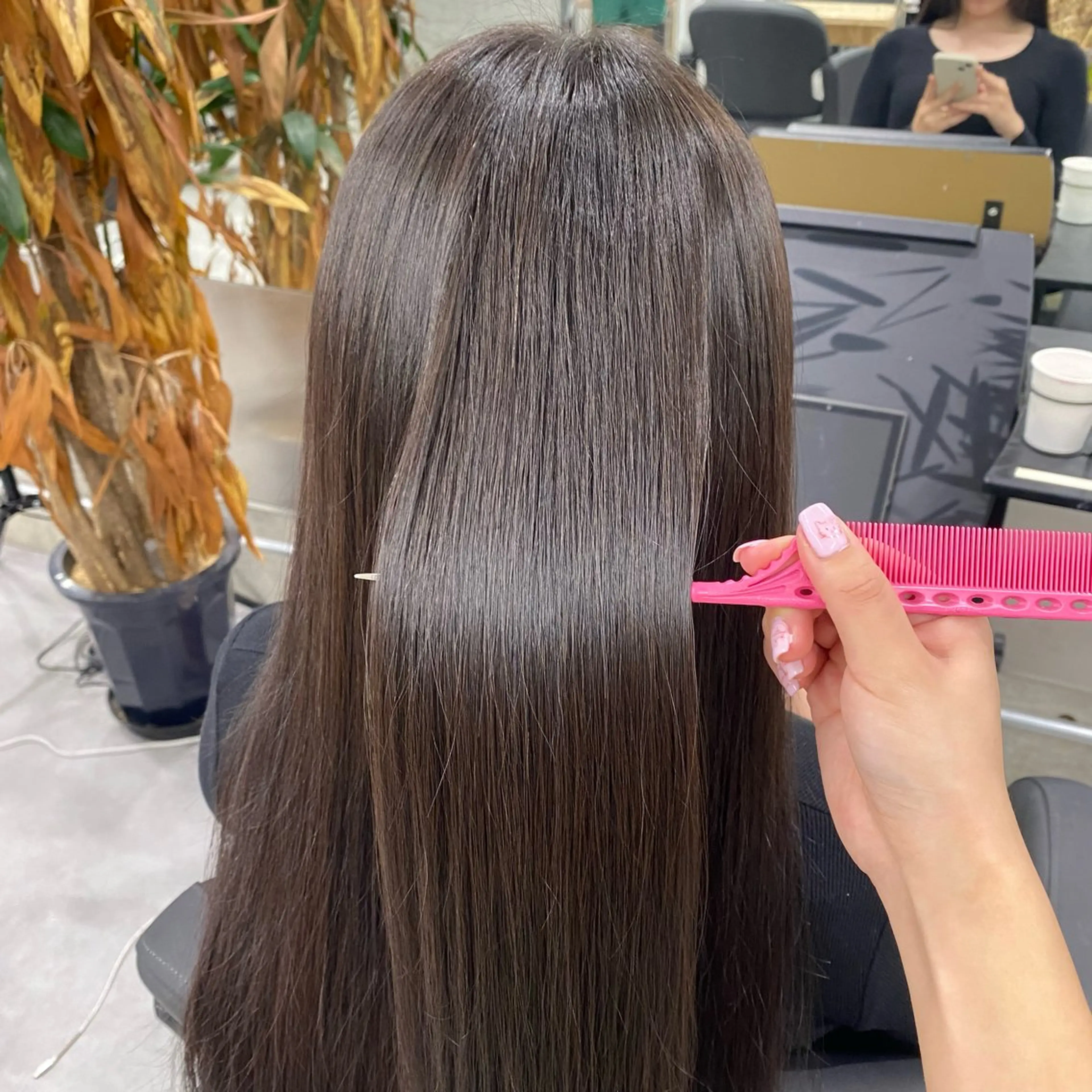 《💐髪質改善💐》一度でぴっかぴかの酸熱トリートメント+高濃度処理剤🧴の写真