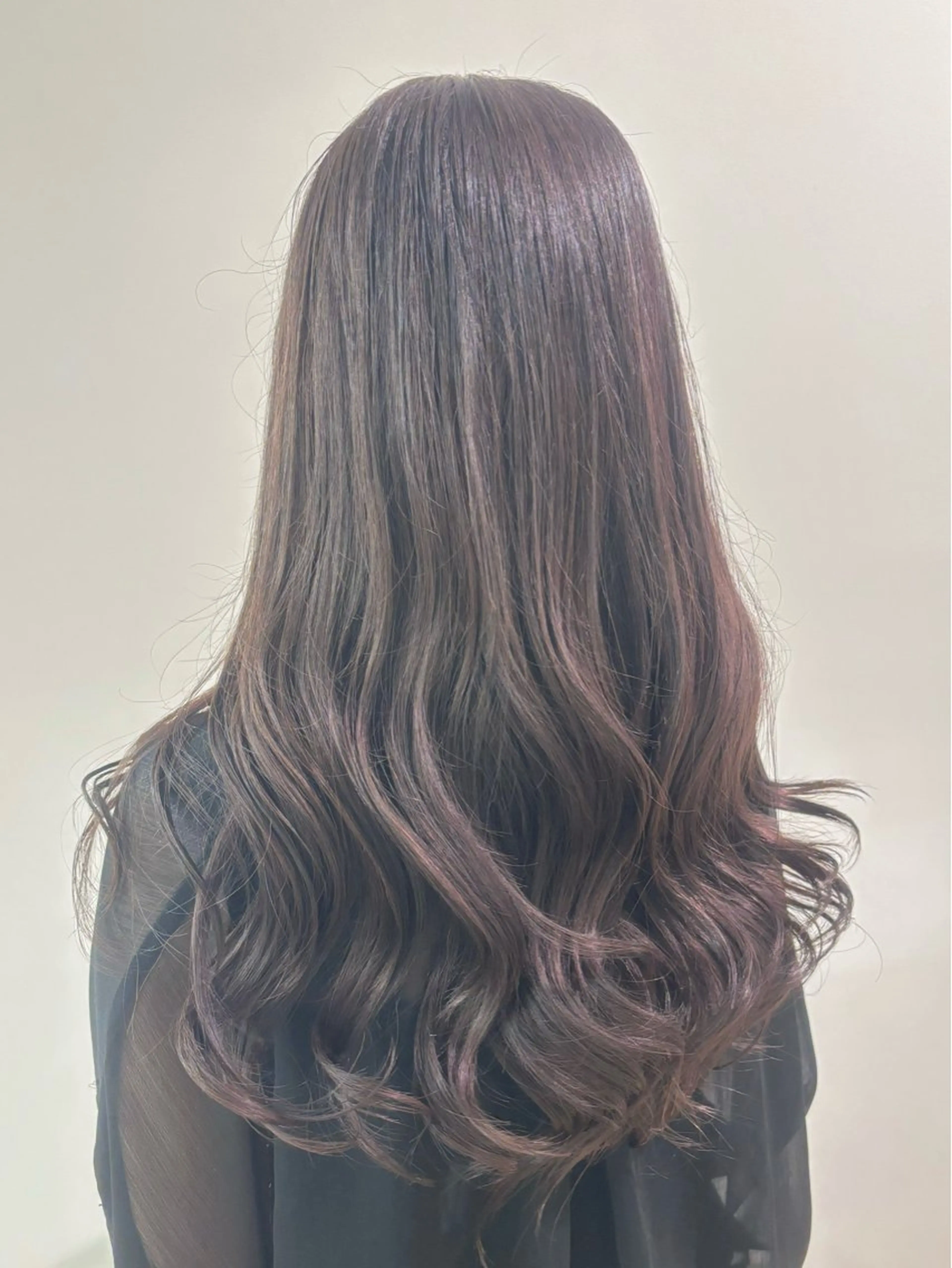 ロング カラー 古川 琴美のヘアスタイル