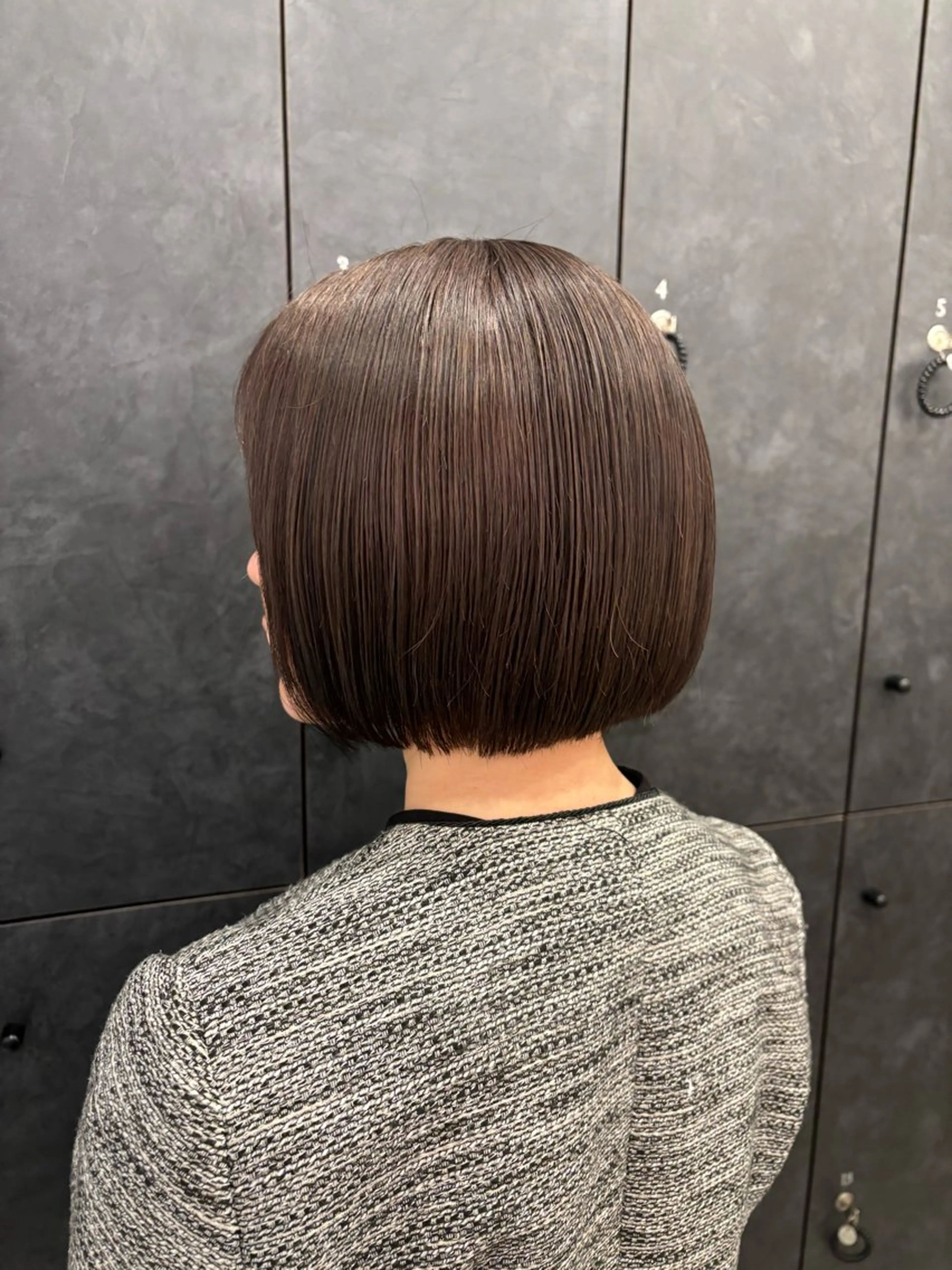 ミディアム カラー カット ヘアカラー トリートメント Ｖｉｏｔ  銀座 樋口 桃佳のヘアスタイル