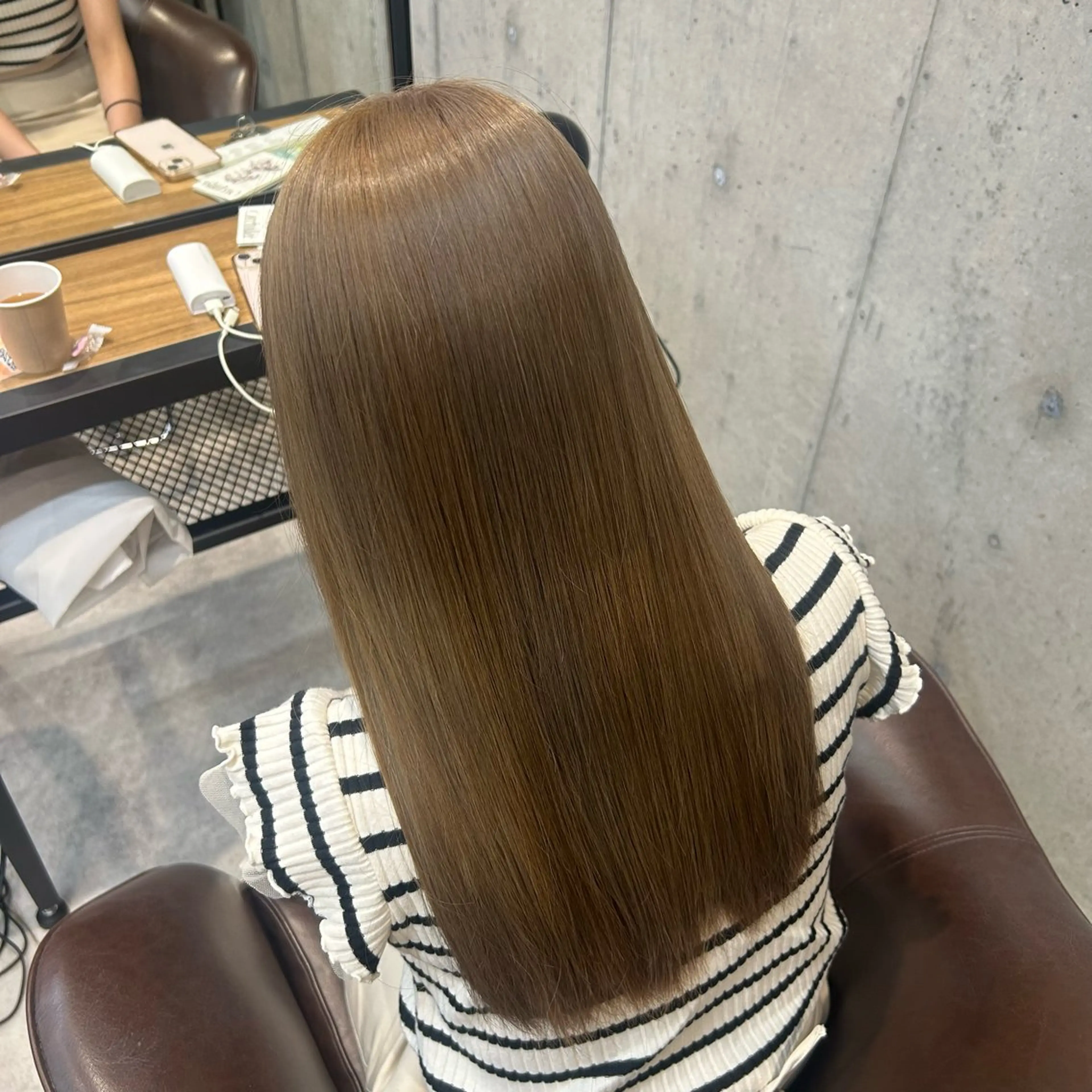 セミロング カラー ヘアカラー 🎀ハイトーン/艶 カラーKaRin🎀のヘアスタイル