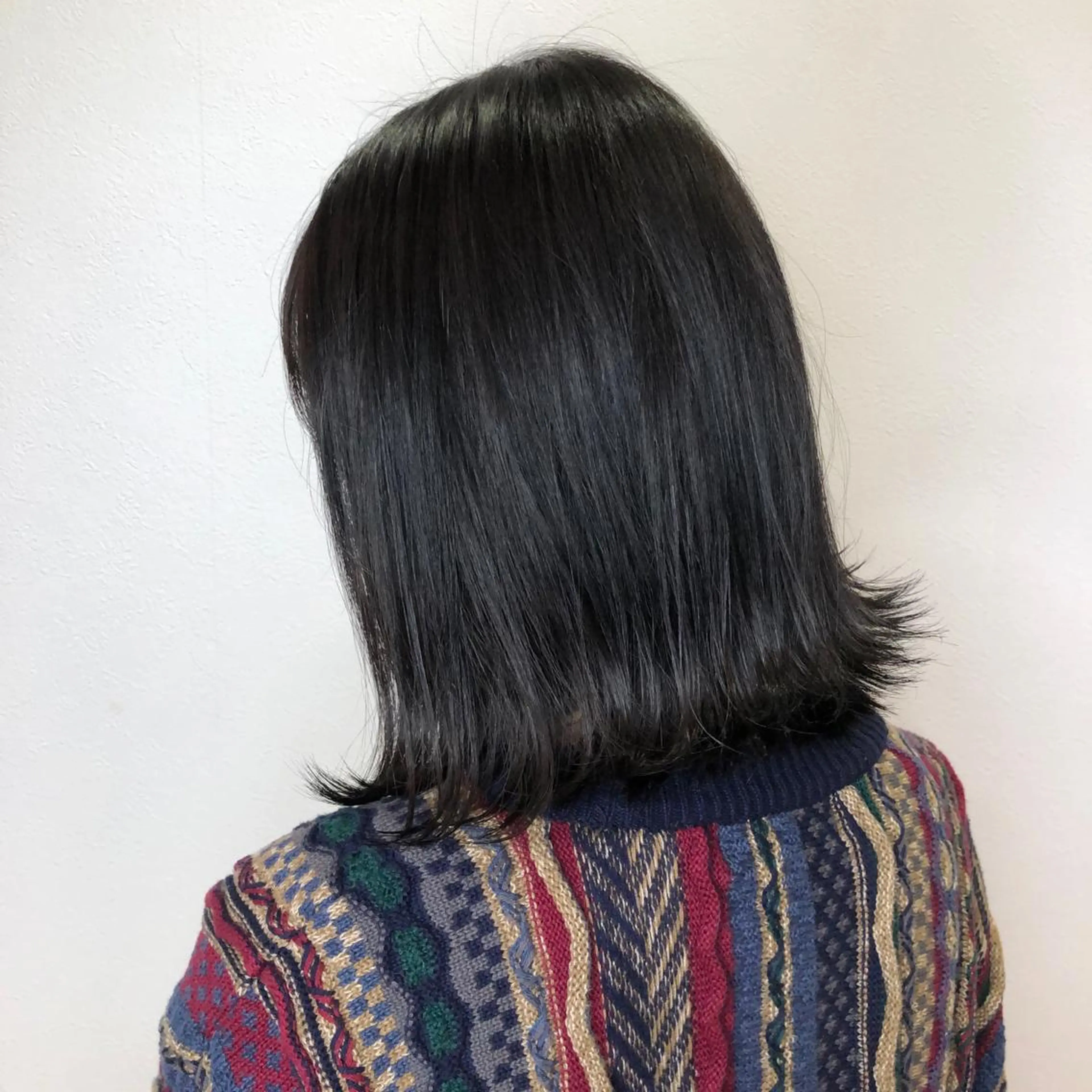 ミディアム カラー VIEWユリナ メイク/ カットのヘアスタイル