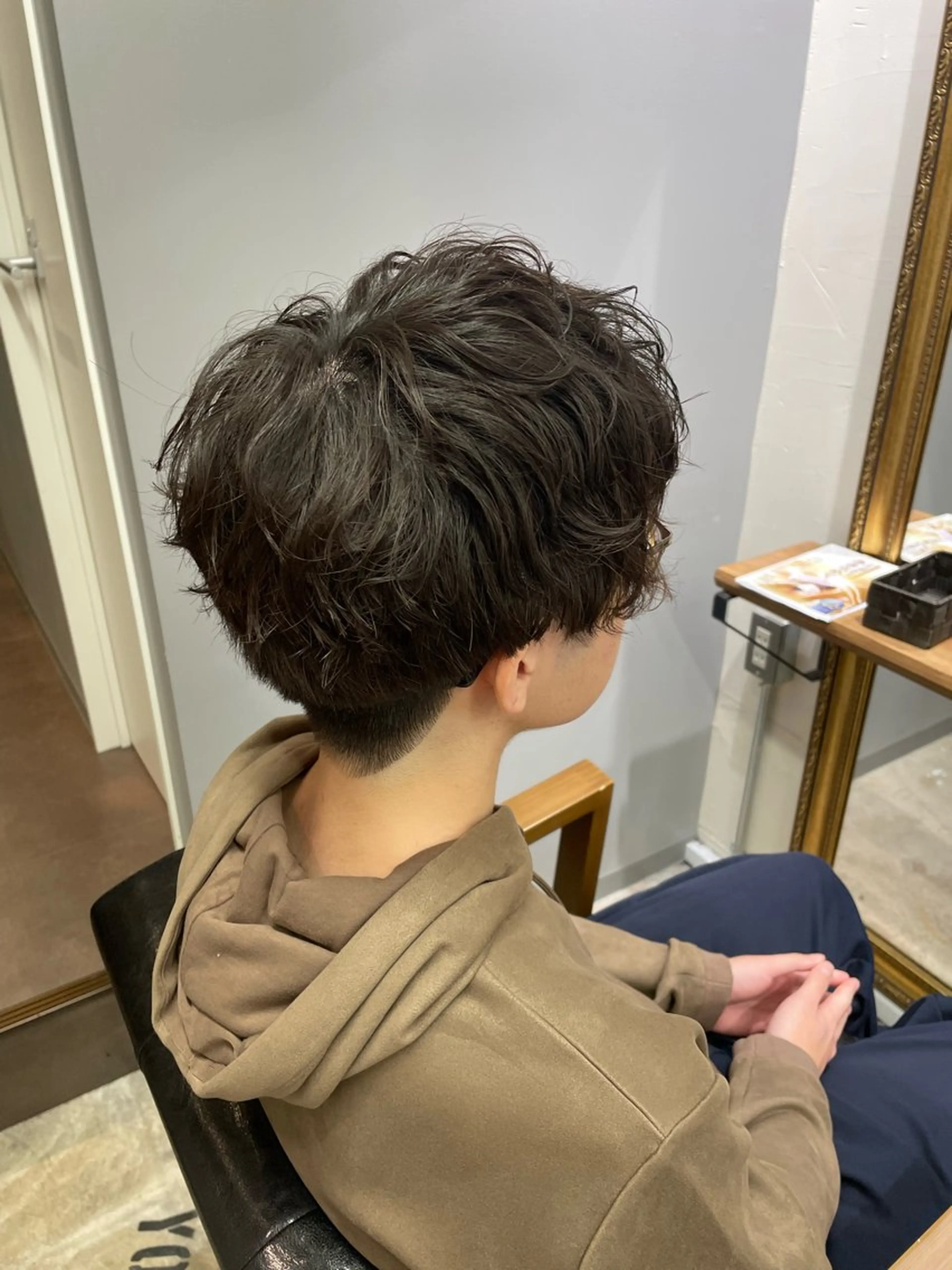 パーマ メンズ 飯島朋香 オリーブベージュ🌿のヘアスタイル