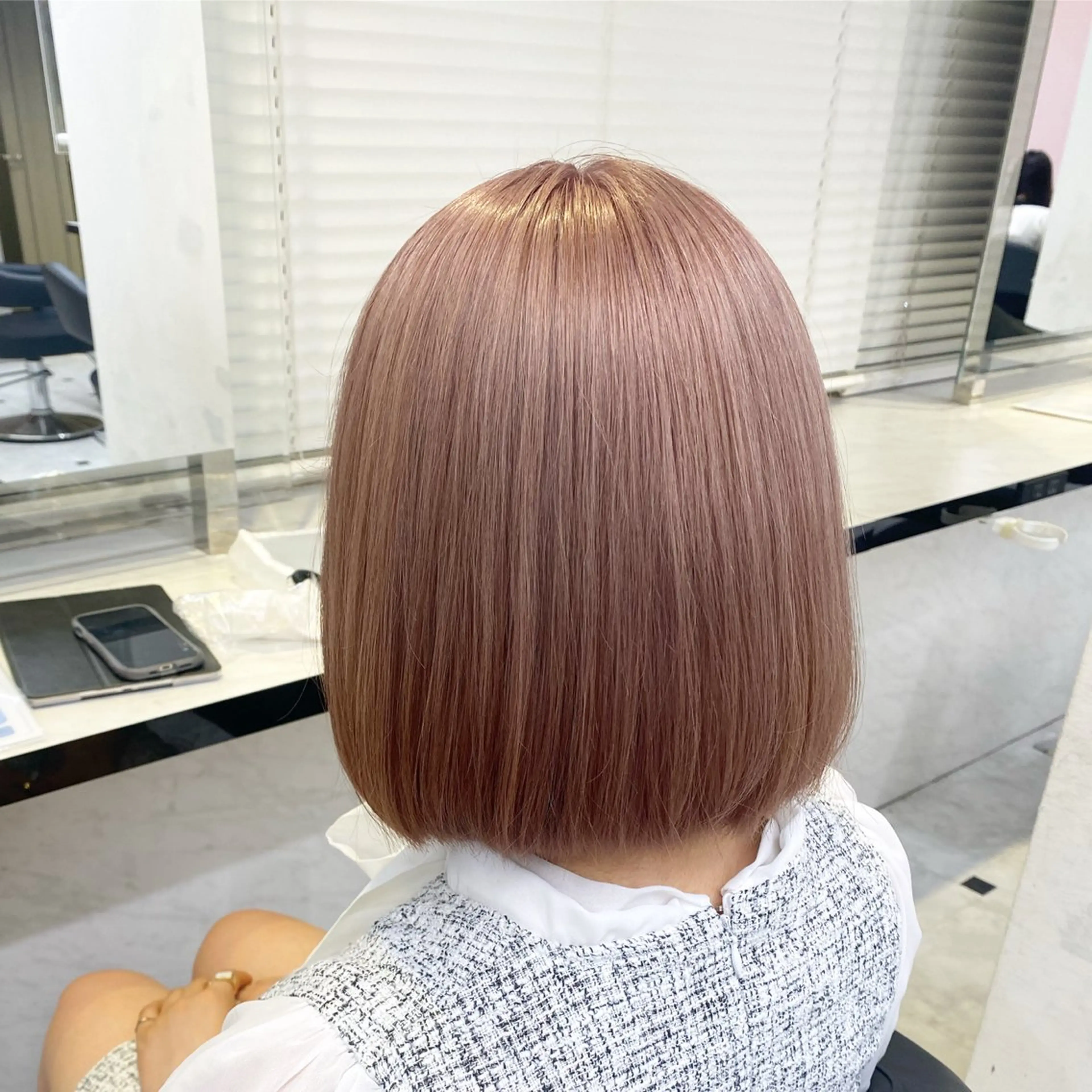 ミディアム カラー ヘアカラー トリートメント ケアブリーチ 韓国レイヤーKYONのヘアスタイル