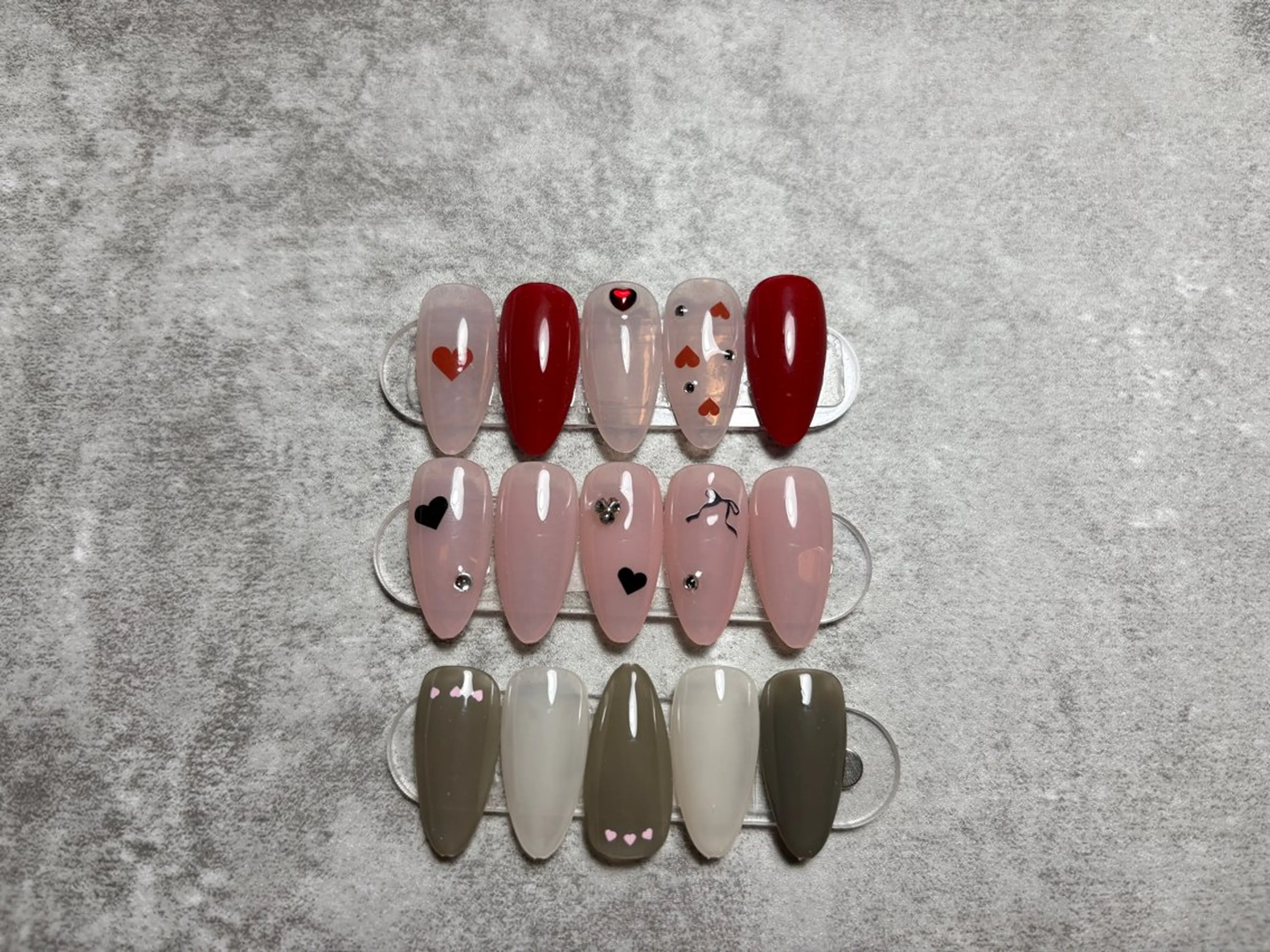 ネイル バレンタイン ハンドネイル salonAZ トップネイリストのネイルデザイン