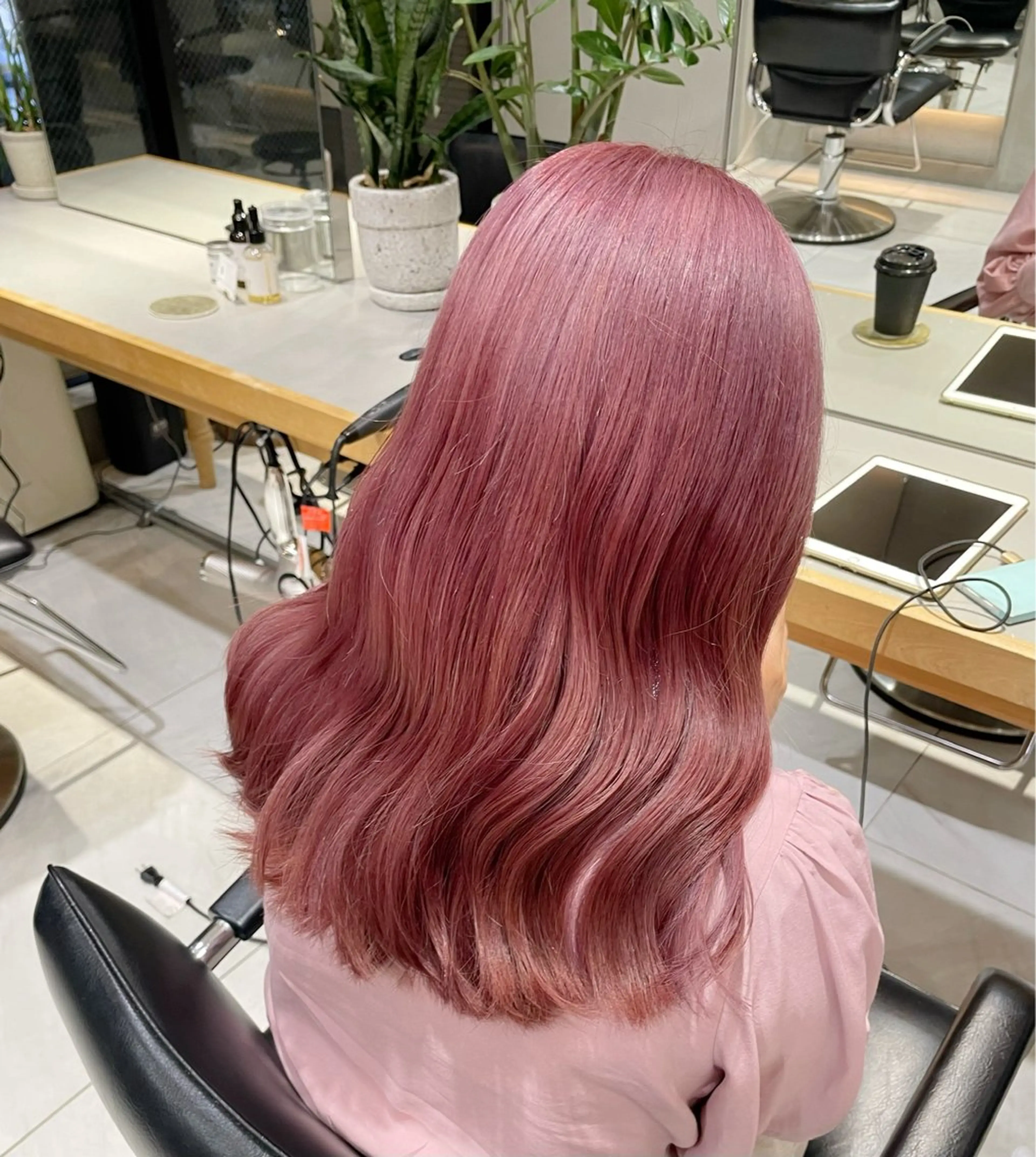 セミロング カラー ヘアアレンジ ヘアカラー トリートメント ヘッドスパ ヘアセット 艶髪/レイヤーカット 🐣misakiのヘアスタイル