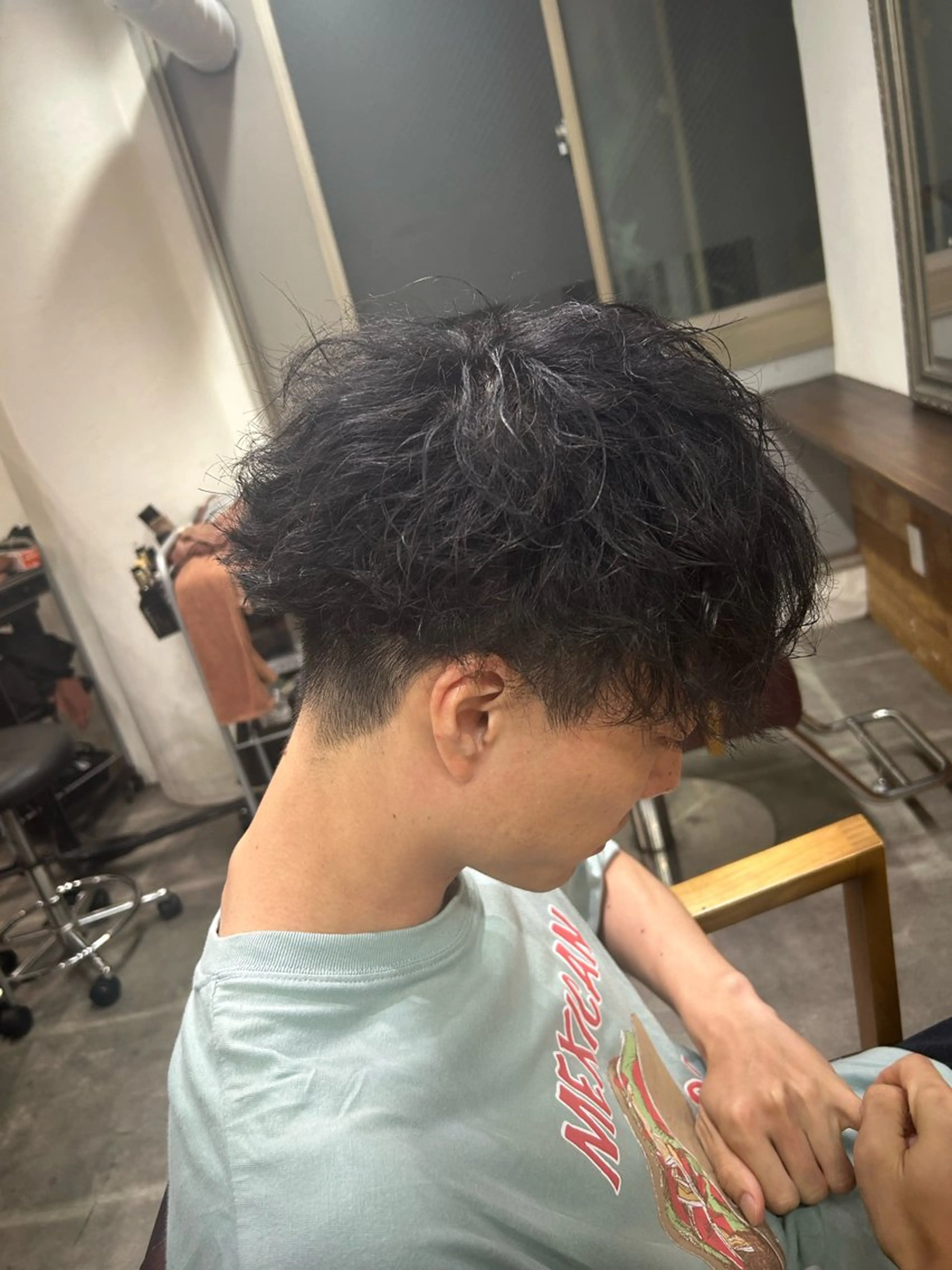 ショート パーマ メンズ 波巻きパーマ カット パーマ CECIL hair なんば店所属・メンズパーマ 艶髪☆店長☆有馬のヘアスタイル