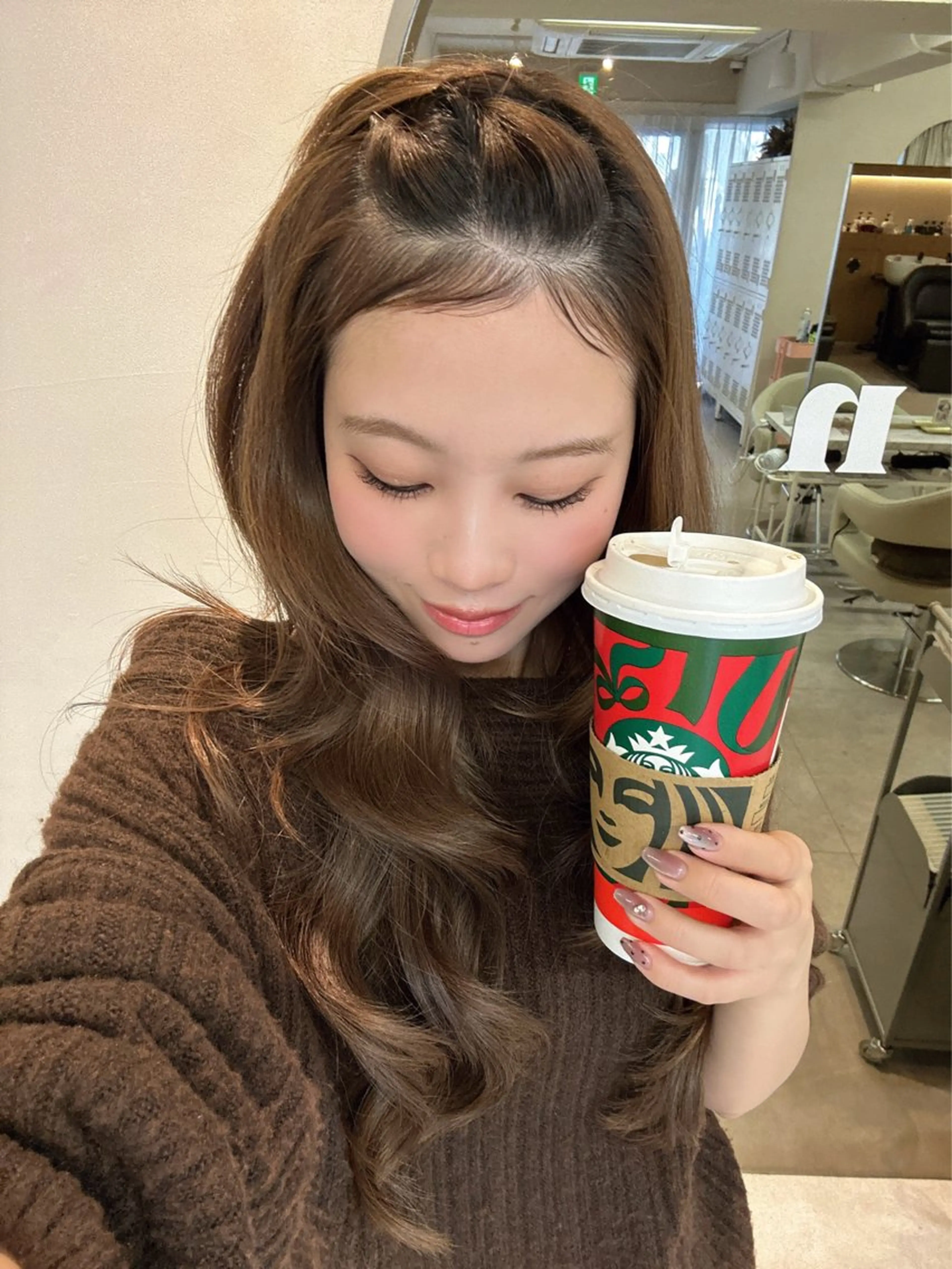 ロング パーマ チャンモリパーマ カット パーマ 韓国ヘア🦢🖤 Sayumiのヘアスタイル