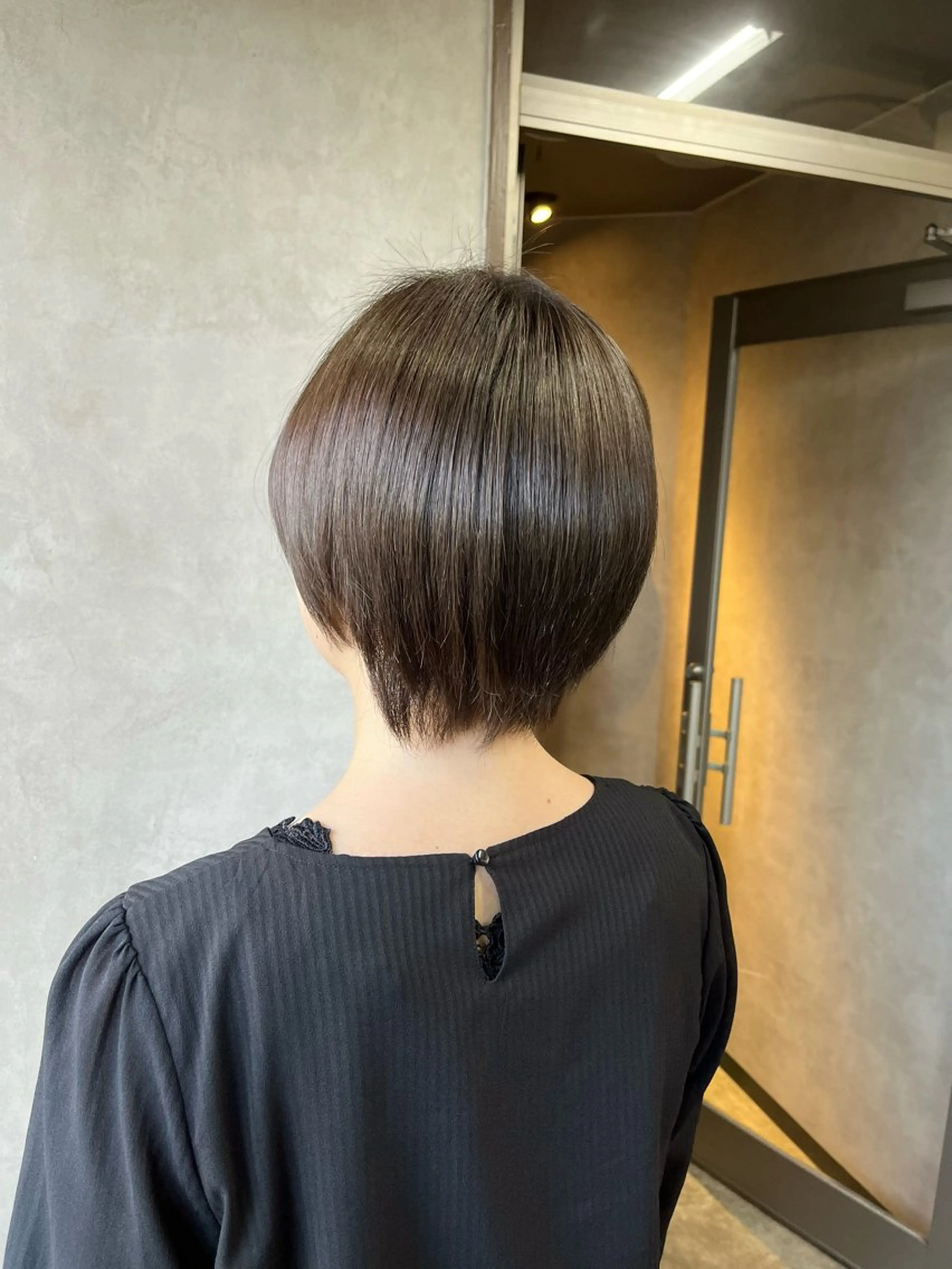 ショート カラー ヘアカラー HAWND hair&life所属・ayane ito / HAWNDのヘアスタイル