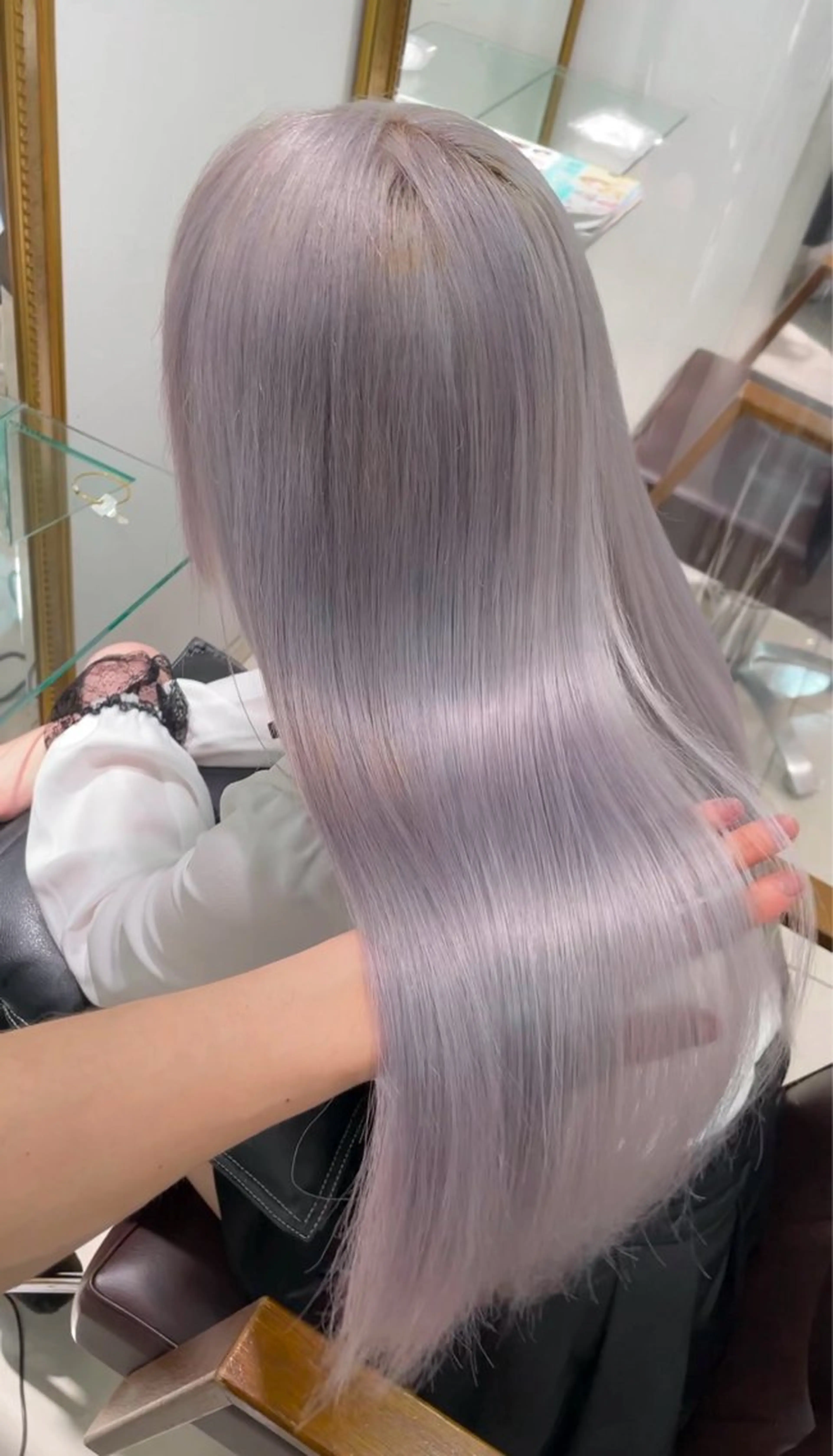 ロング カット ヘアカラー トリートメント 🩶ブリーチ/ レイヤー🩶フミカのヘアスタイル