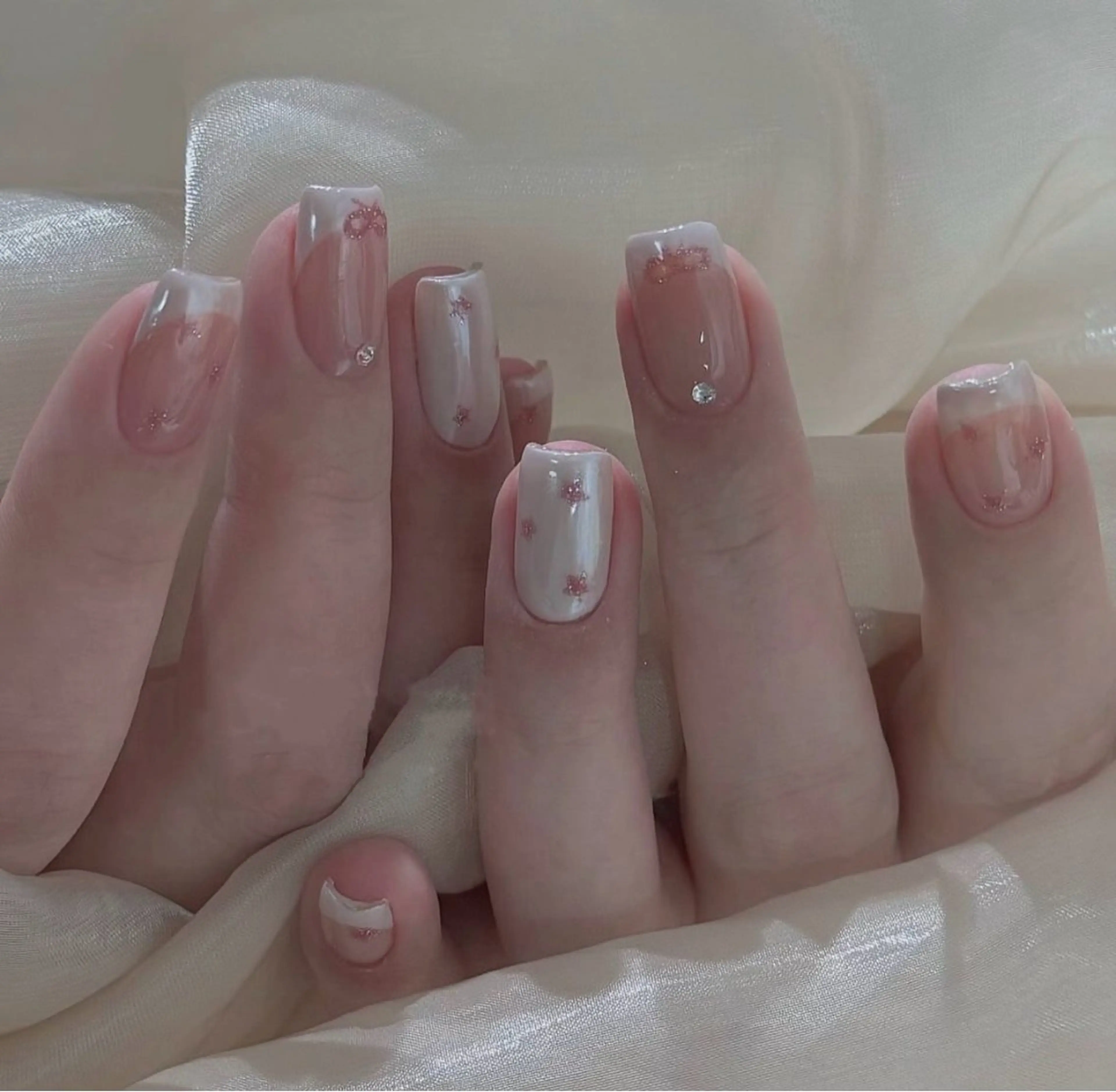 ネイル アートネイル フレンチネイル ジェルネイル ニュアンスネイル オフィスネイル ハンドネイル Ryunail所属・Ryu Nail Shinokuboのネイルデザイン