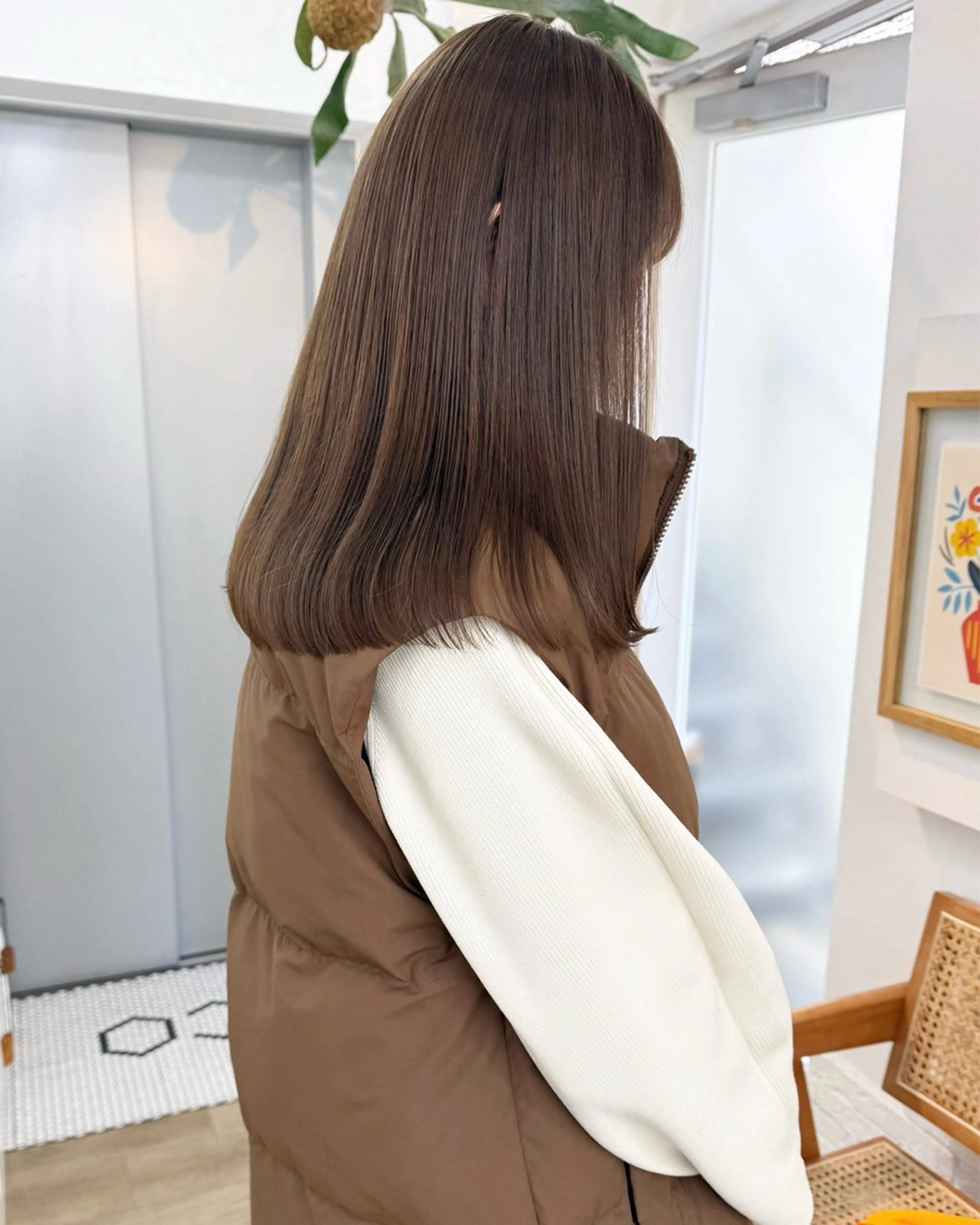 ミディアム カラー アッシュ ベージュカラー イルミナカラー ヘアカラー トリートメント あおやぎ ななのヘアスタイル