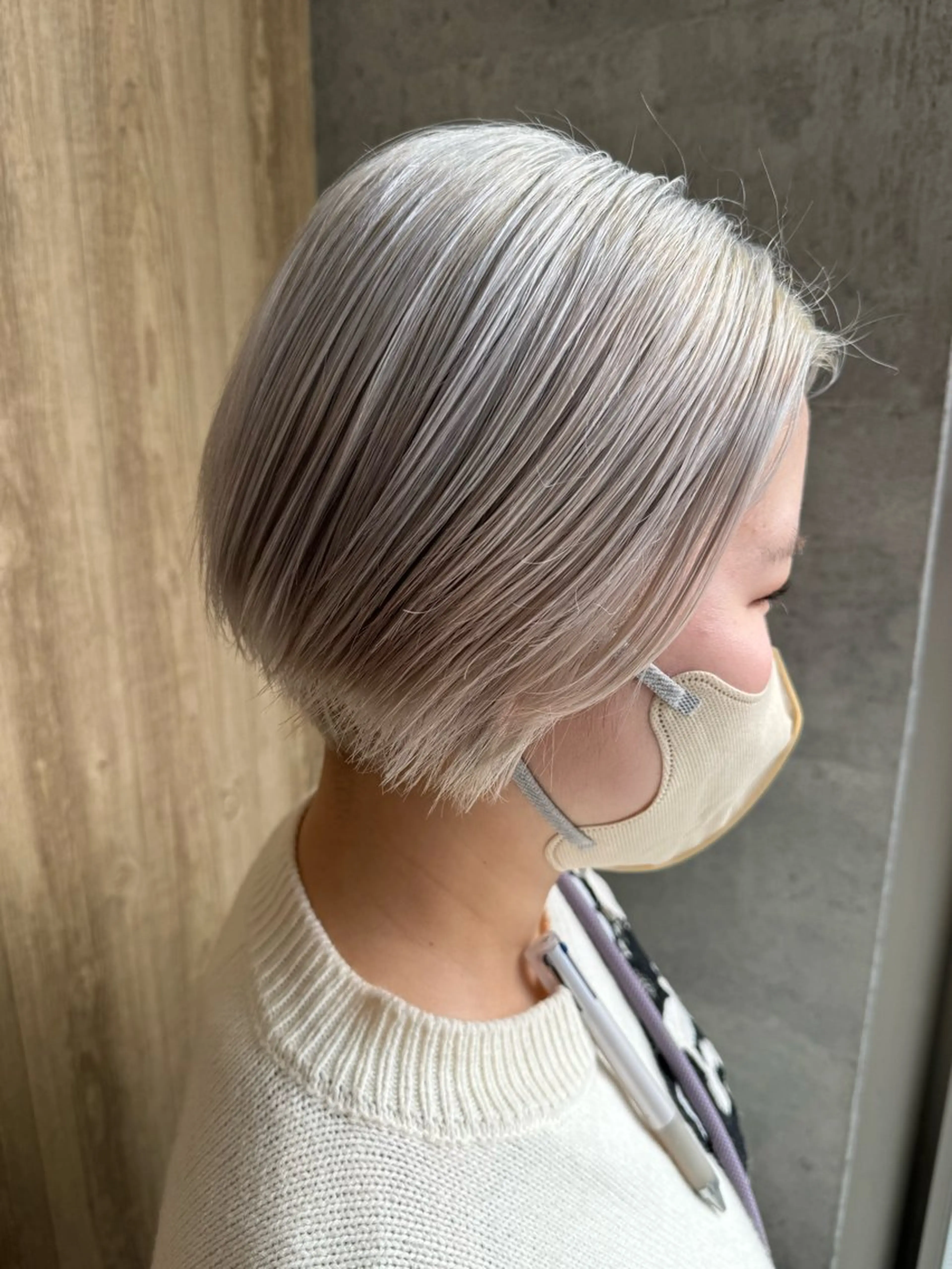 ショート ヘアカラー 山口 明日花のヘアスタイル