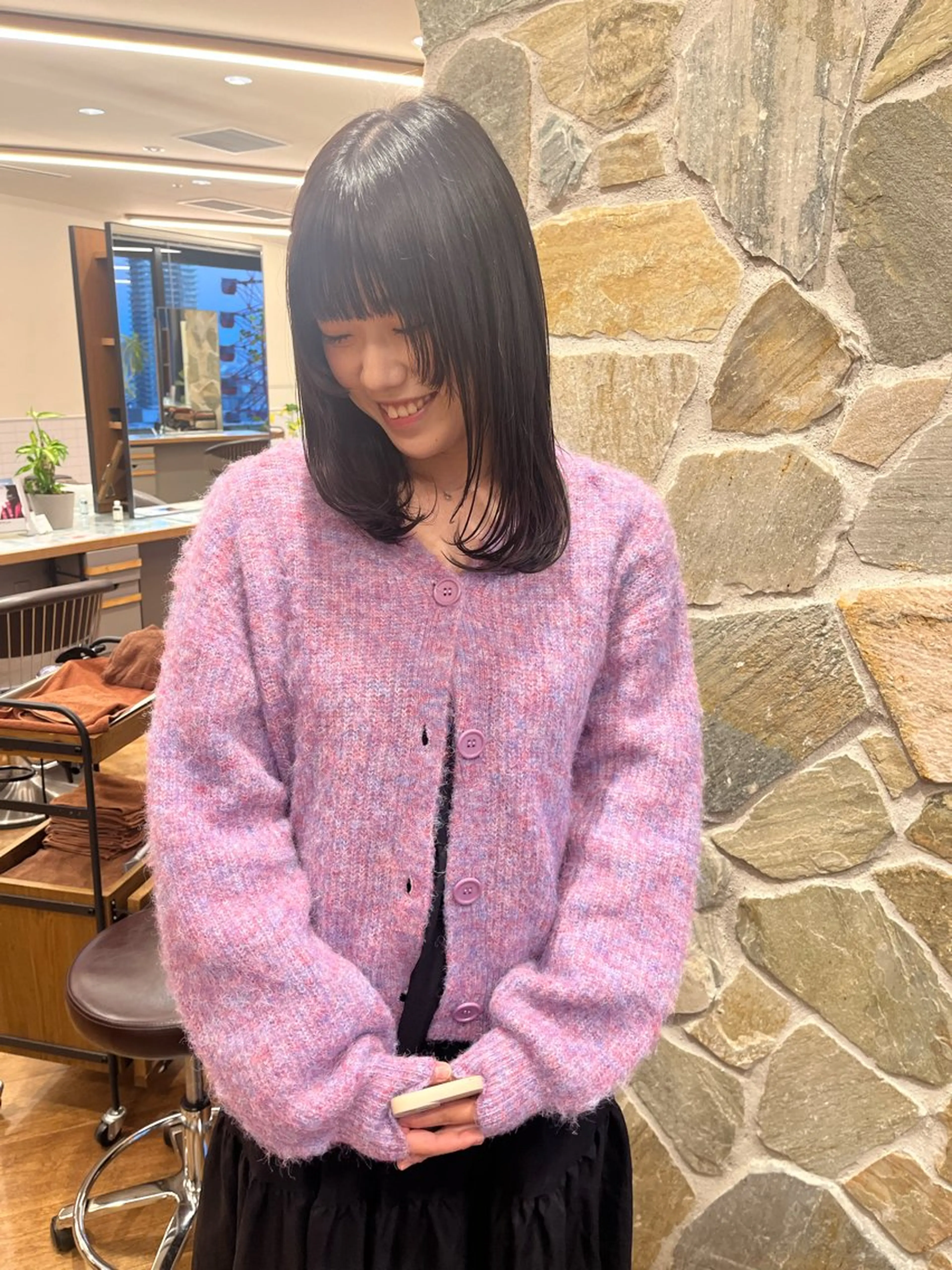 ロング カット 安田りっか /オリーブカラーのヘアスタイル