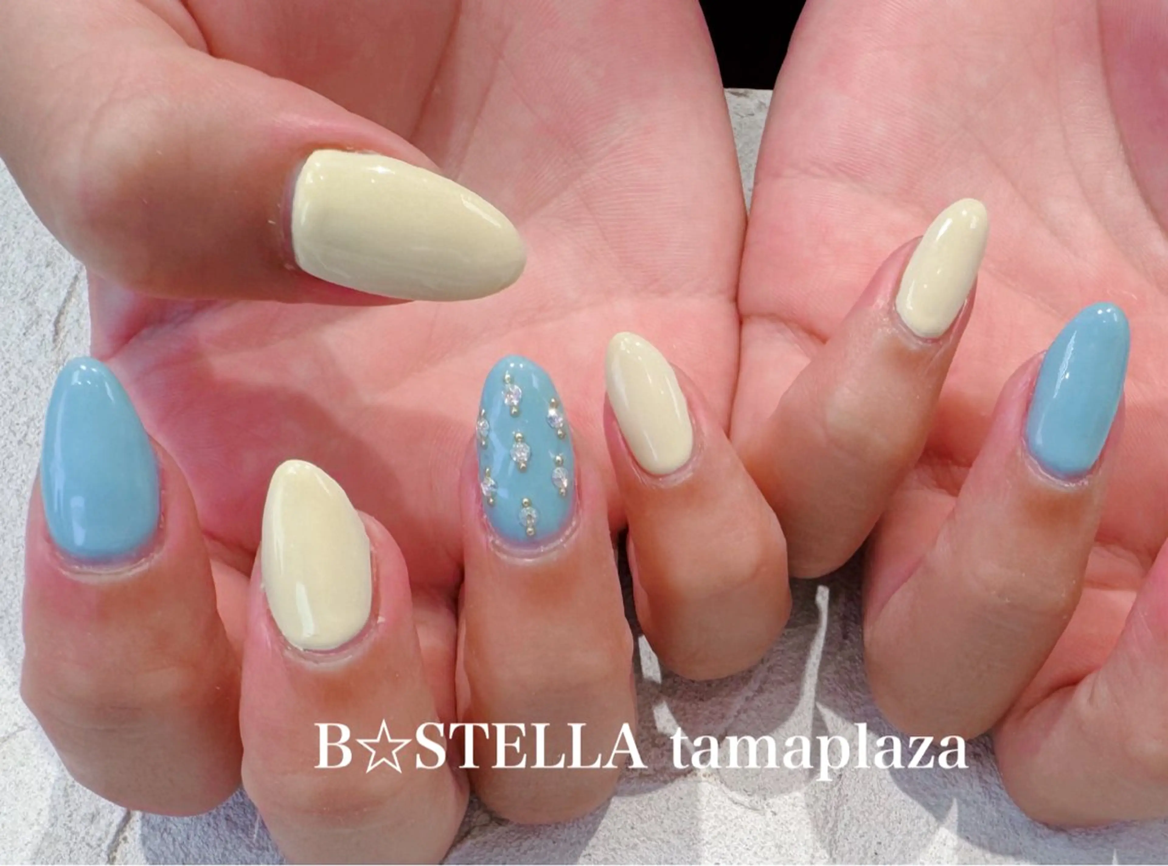 オフ有⭕️ハンド💅🏻ワンポイント🎀コース(たまプラーザ店) パラジェル変更可🍀の写真