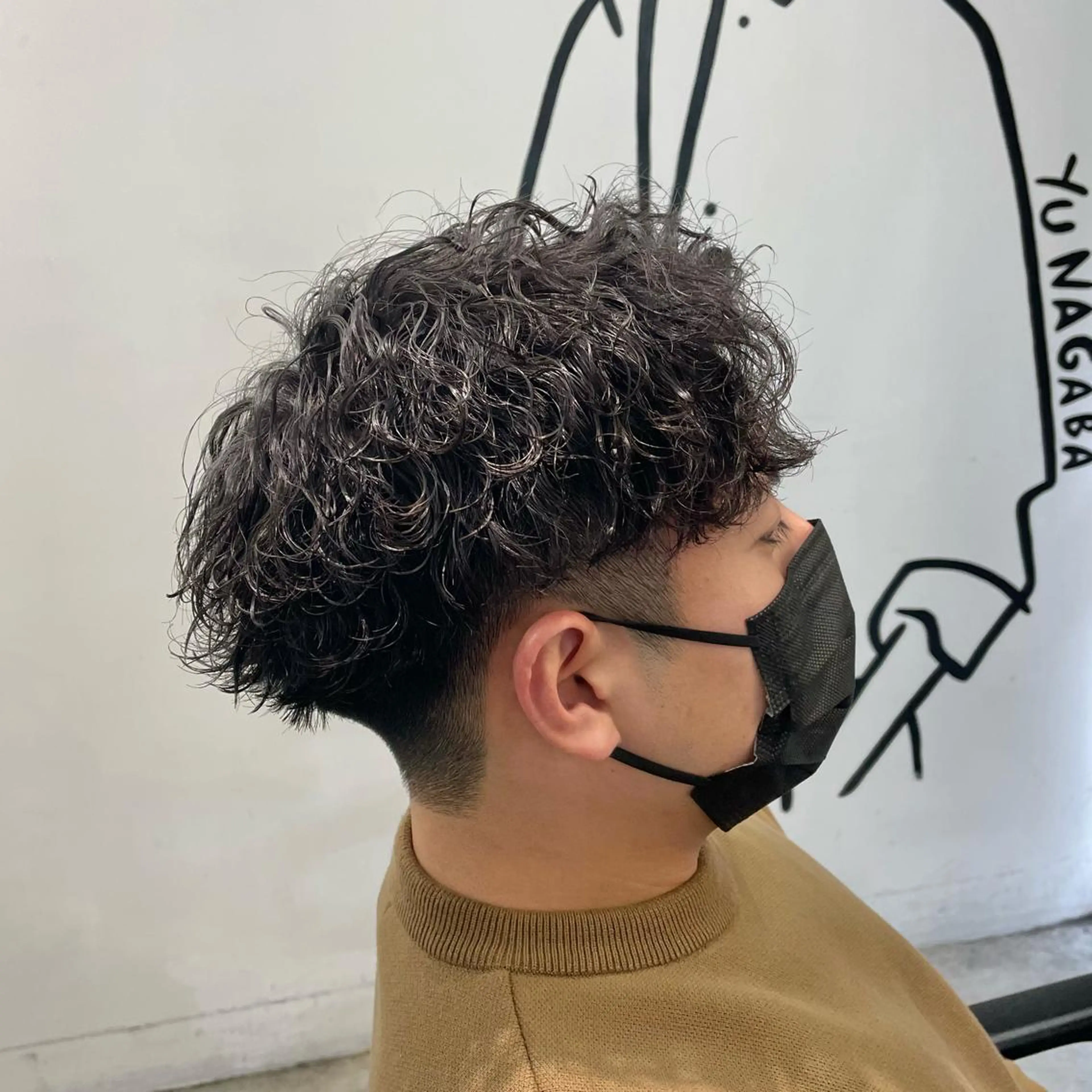 ショート パーマ メンズ 波巻きパーマ カット パーマ メンズ特化美容師/ 藤戸 椋のヘアスタイル