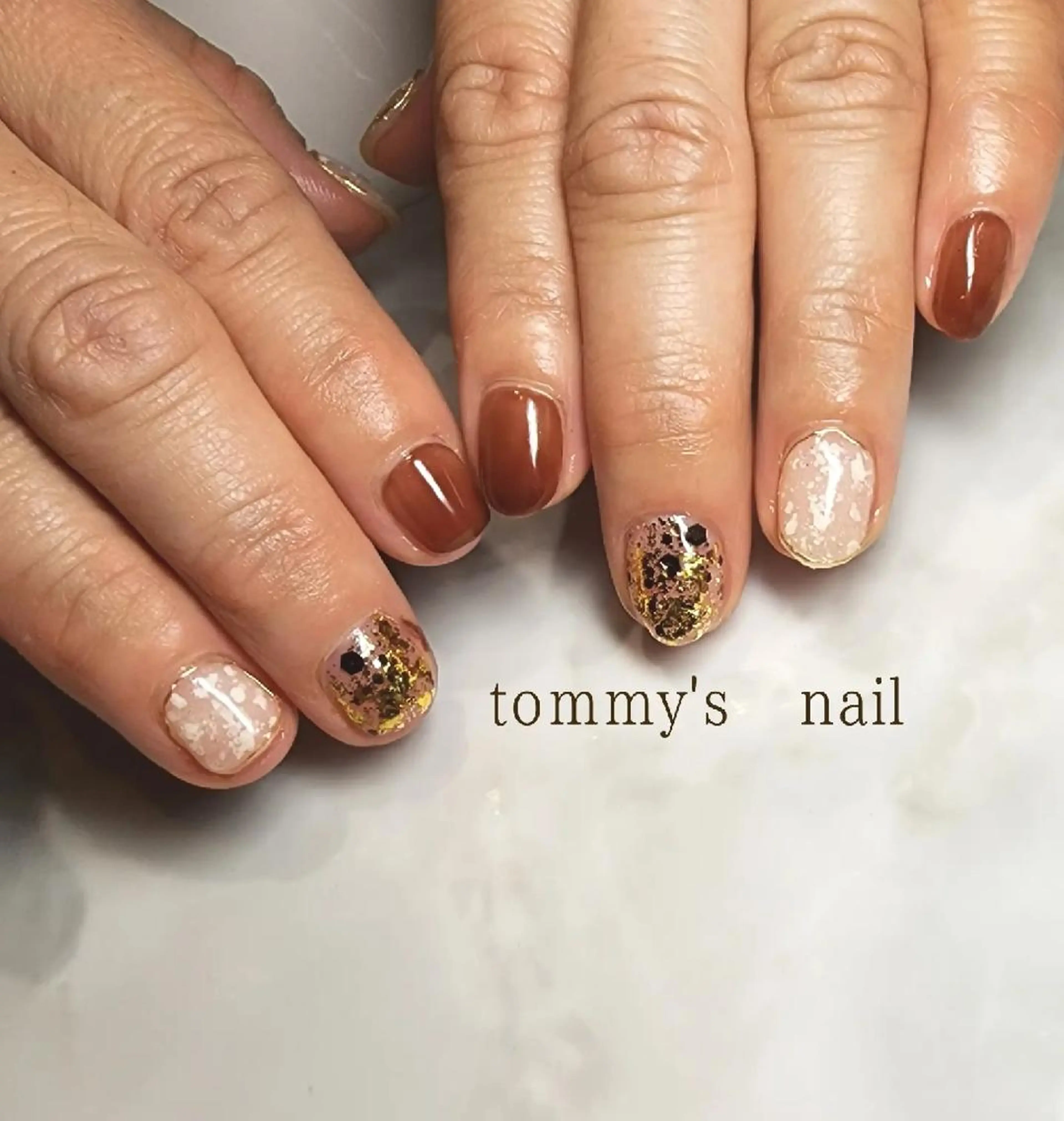 ネイル フットネイル ジェルネイル ロングネイル ミラーネイル ワンカラーネイル ハンドネイル tommy's nail所属・福岡/若よもぎ蒸し 全身美容が叶うサロンのネイルデザイン