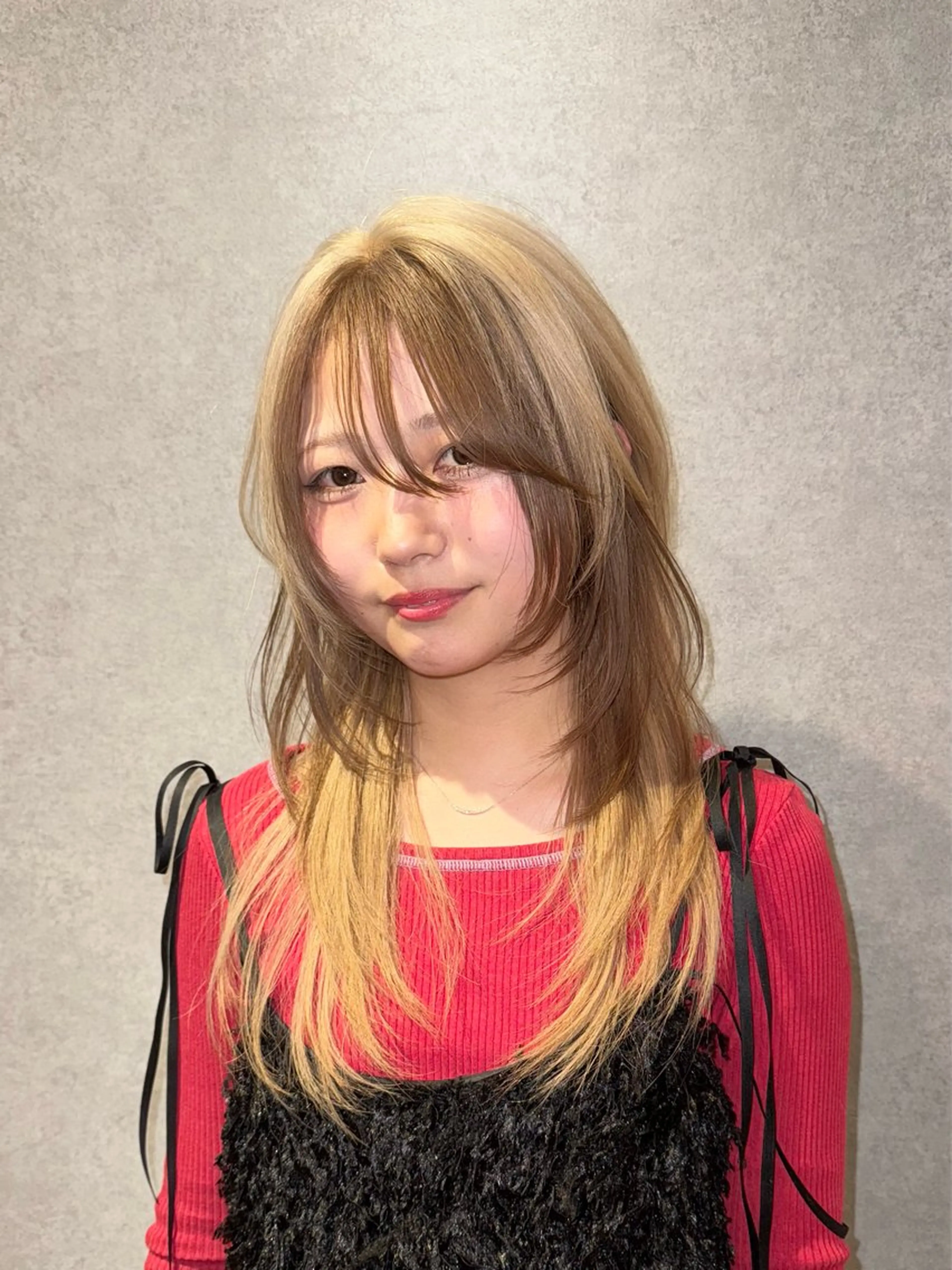 セミロング カラー ハイトーンカラー インナーカラー ハッシュカット レイヤーカット ウルフカット カット ヘアカラー トリートメント ハイトーン/レイヤー /ウルフ⭐️永田⭐️のヘアスタイル