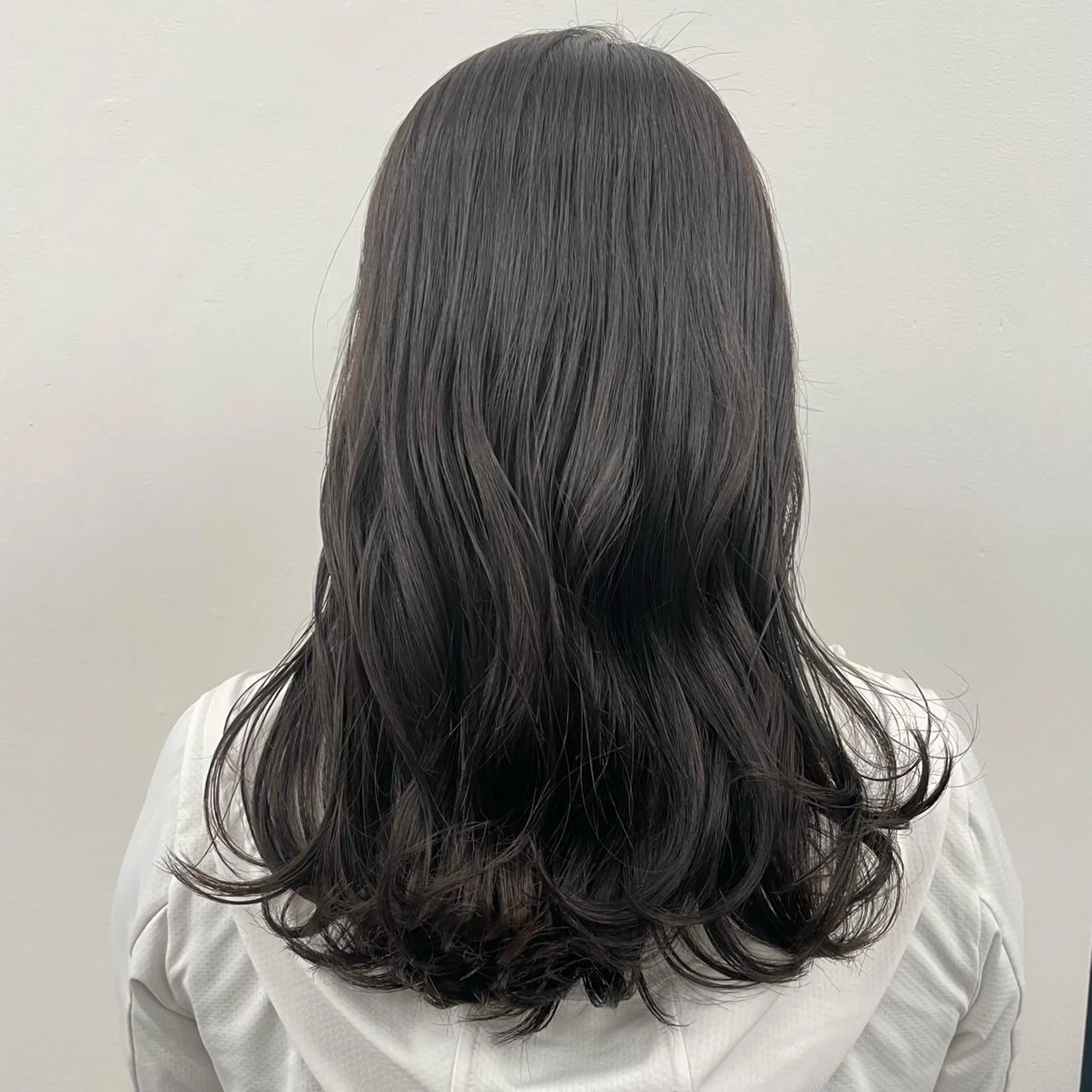 ロング アッシュ デジパモデル/ SAKIのヘアスタイル
