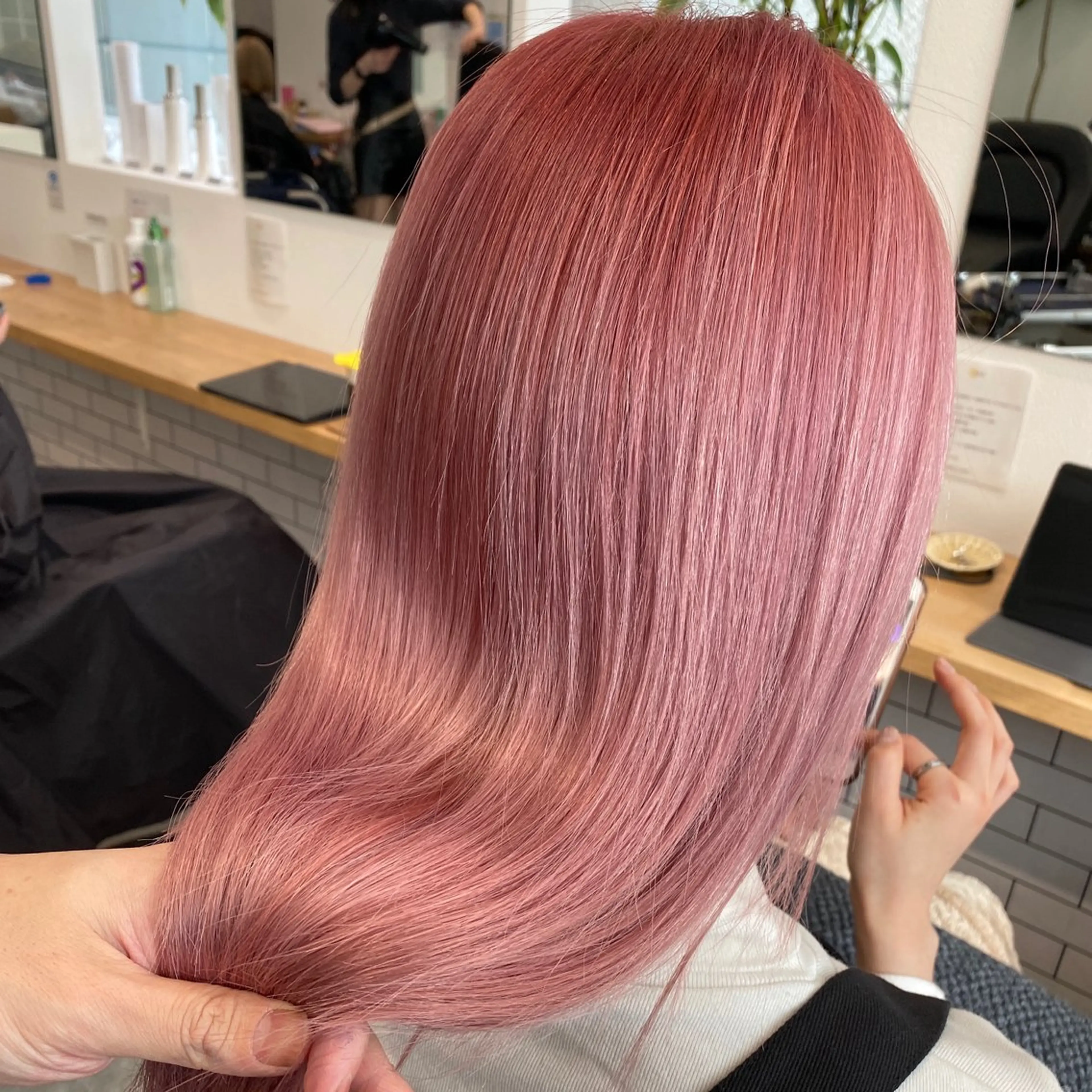 ロング カラー ヘアカラー ショートカット/ 江森　遼祐のヘアスタイル
