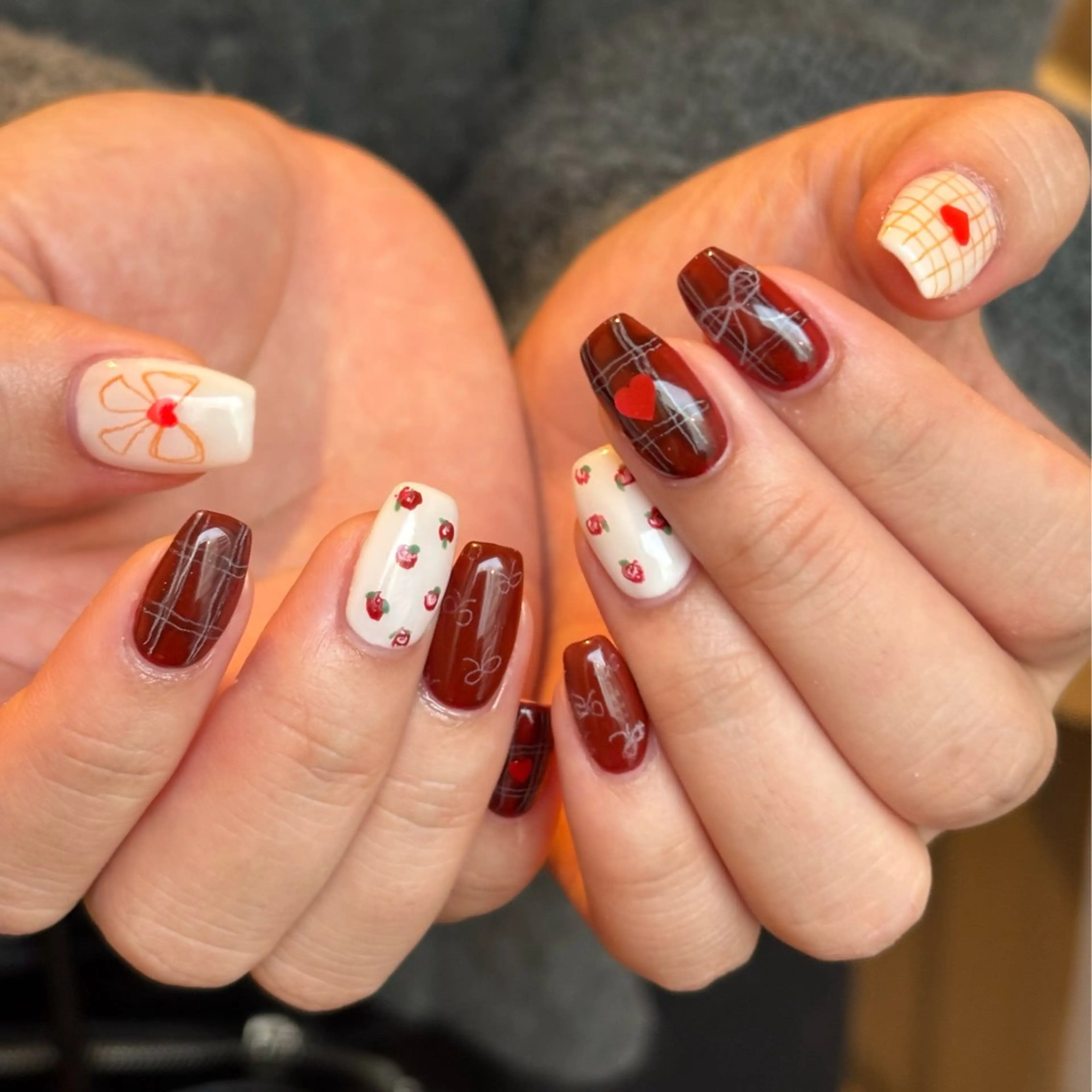 ネイル ハンドネイル scre as Etelのネイルデザイン