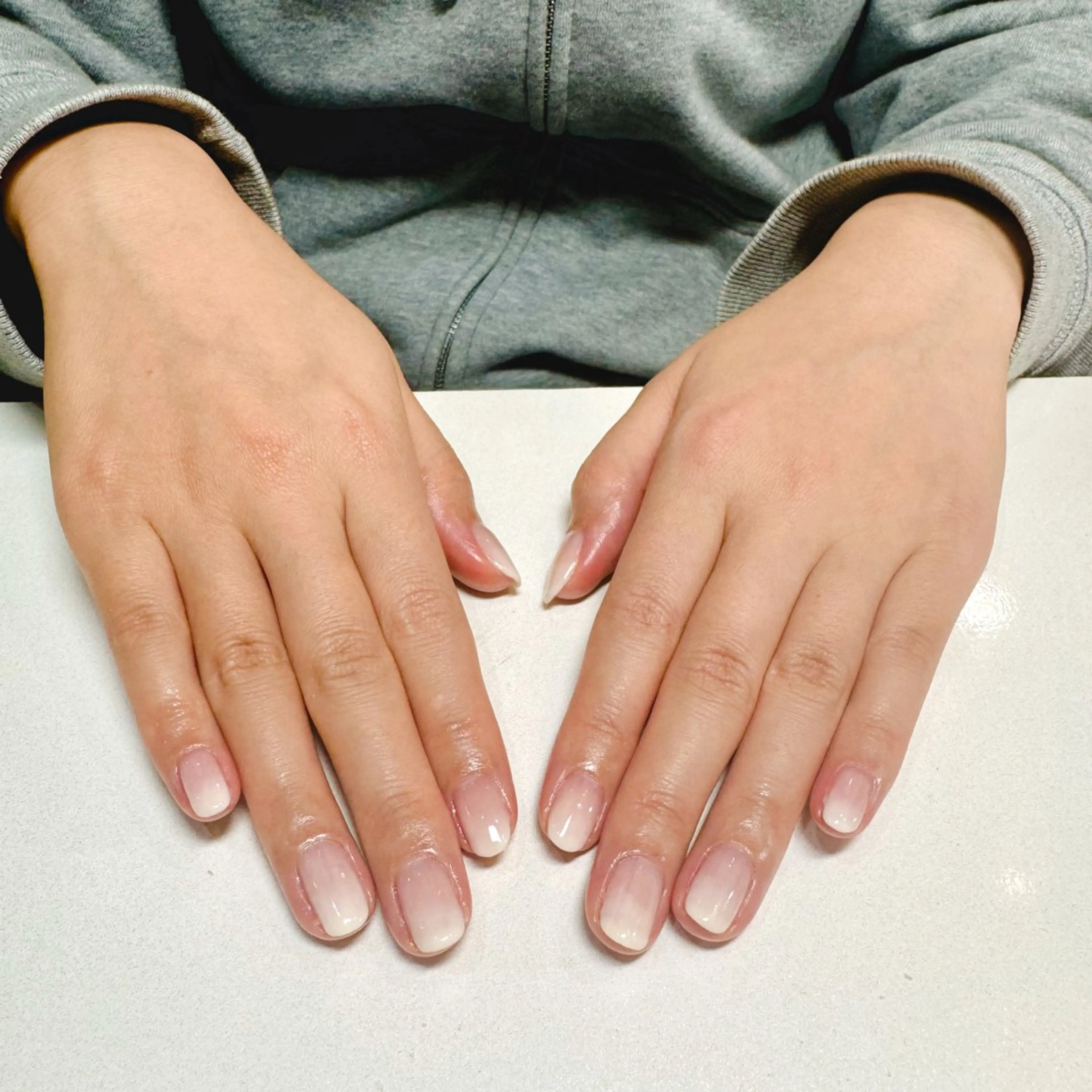 ネイル グラデーション mieux nail aireiのネイルデザイン