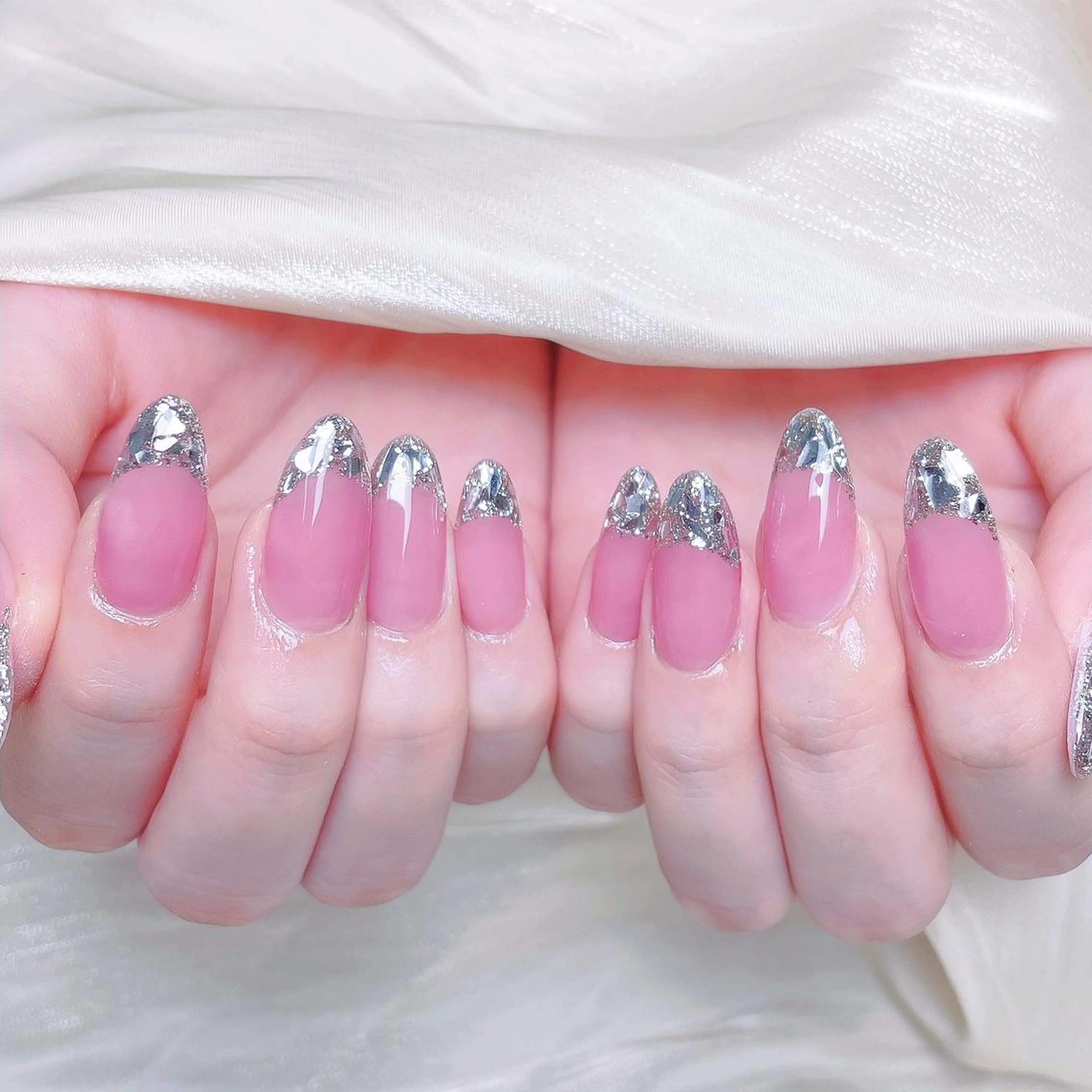 🩵🫧【チップ長さだし】ガラスフレンチ&ミラーフレンチ大きいパーツ2個❤️‍🔥の写真