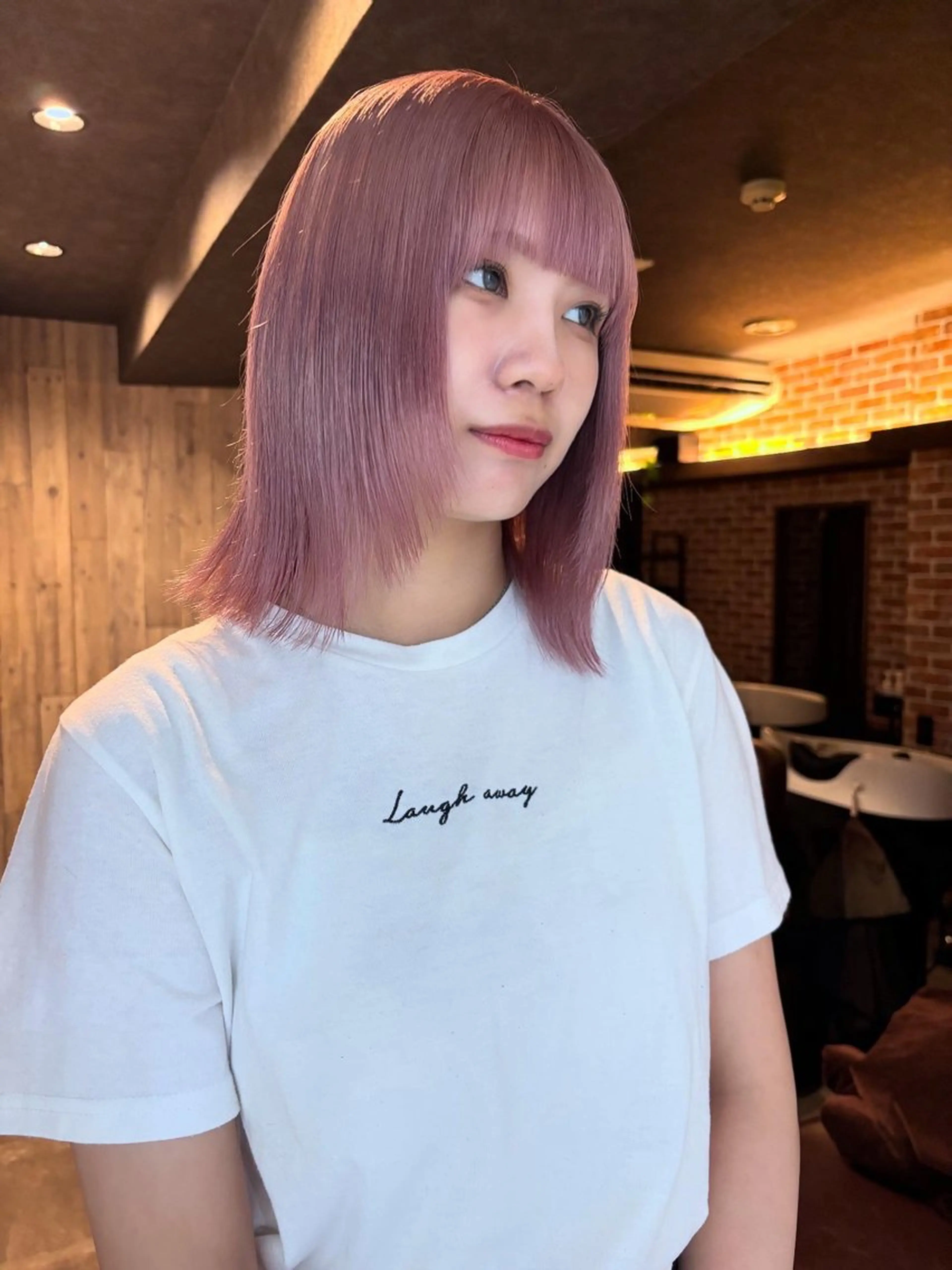 イルミナカラー➕小顔カット✂️♡ （骨格に合わせたカット+透明感抜群ダメージレスカラー🥛🤍）の写真