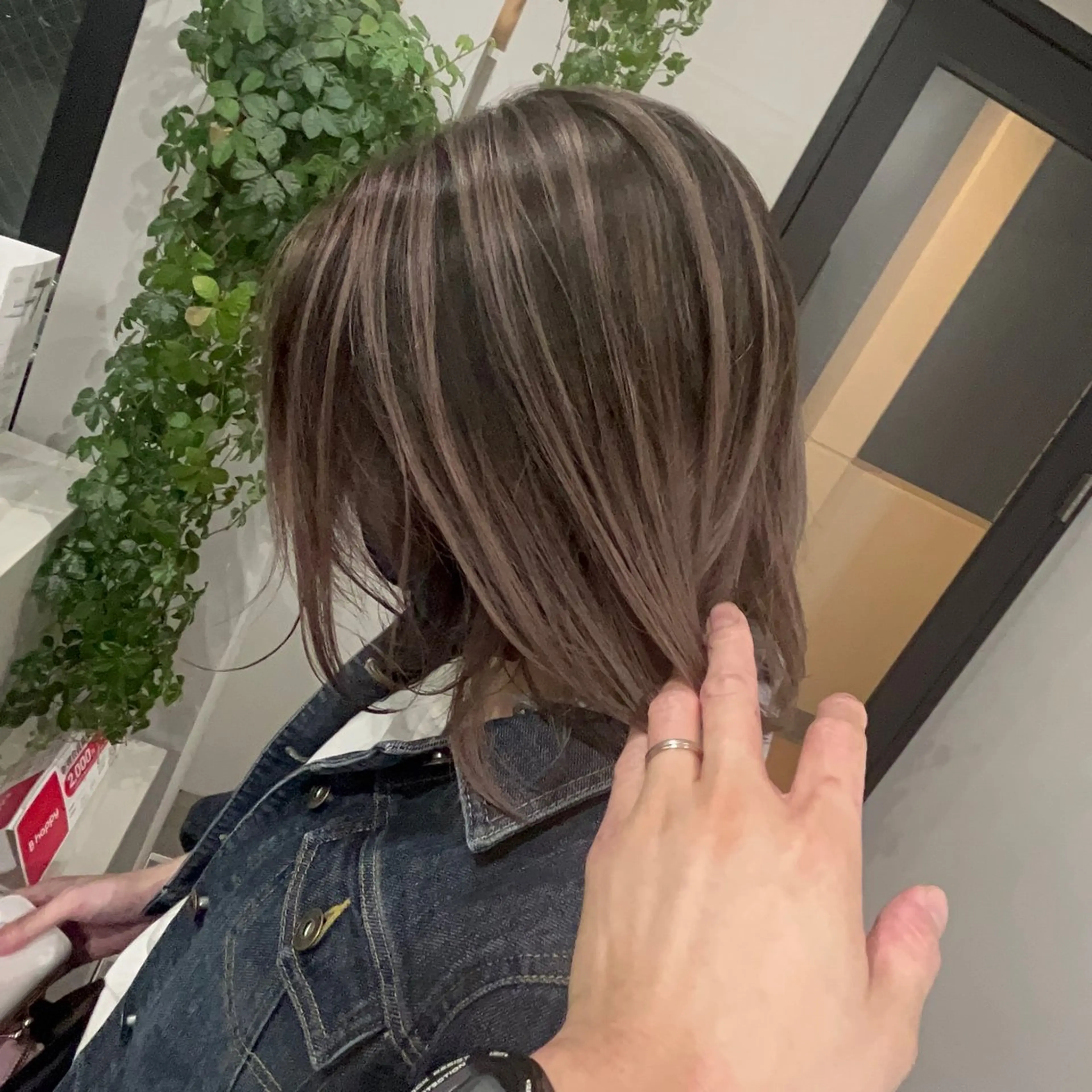 ミディアム カラー バレイヤージュ レイヤーカット Lig.遠藤 航平のヘアスタイル