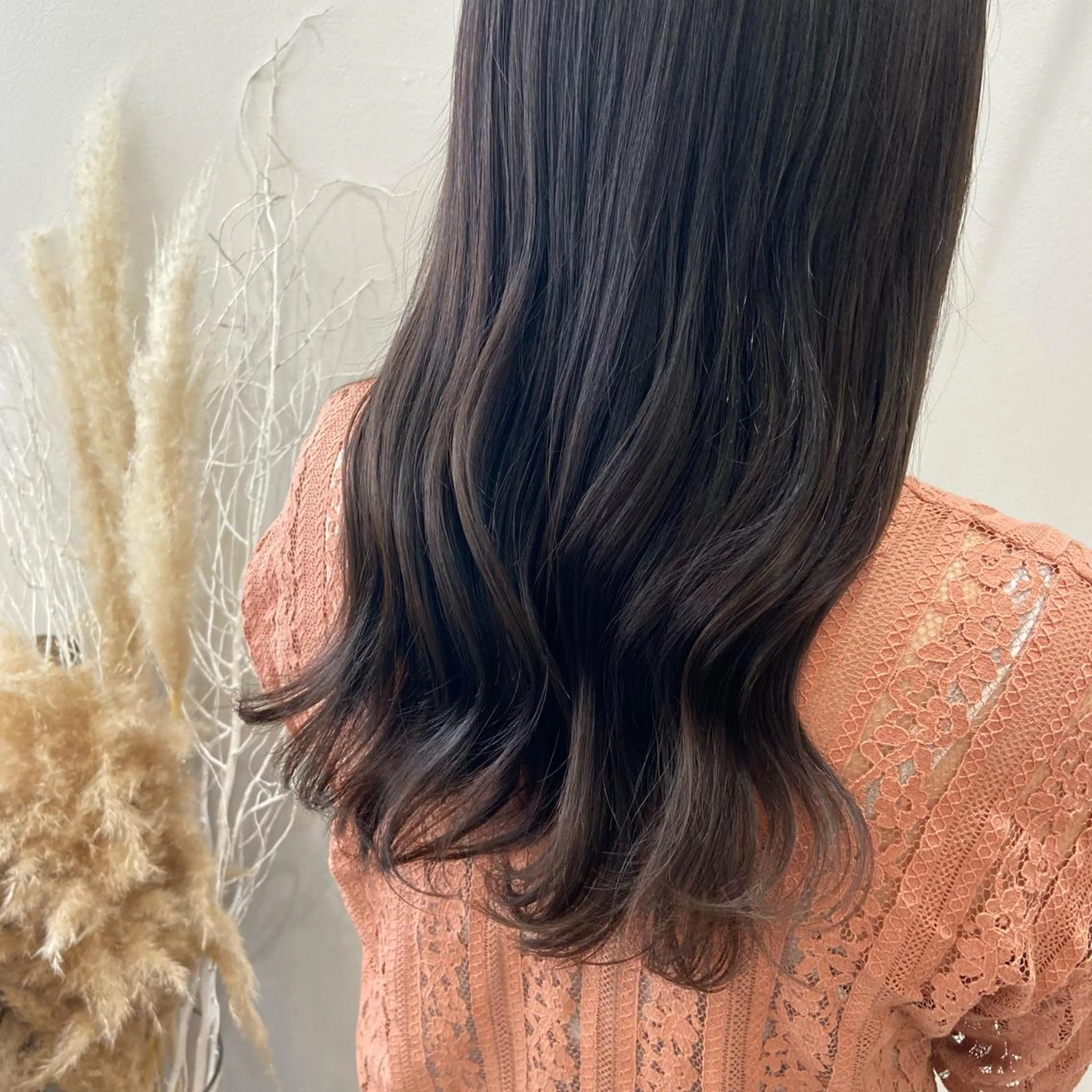 ロング カラー ハイトーンカラー 松本 玲菜のヘアスタイル