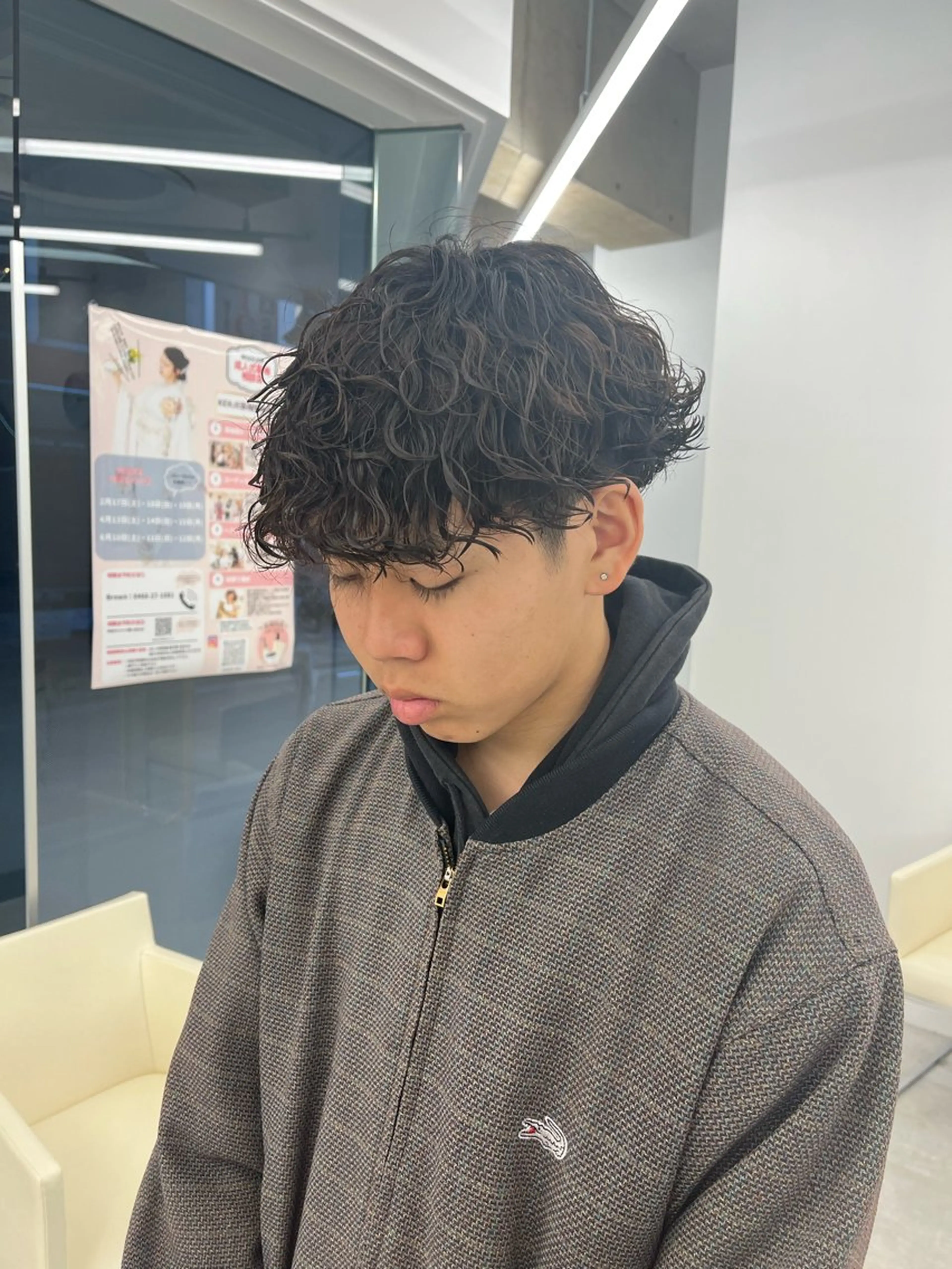 ショート カラー パーマ メンズ メンズパーマ 波巻きパーマ カット パーマ トリートメント 森龍馬 メンズ専門美容師のヘアスタイル