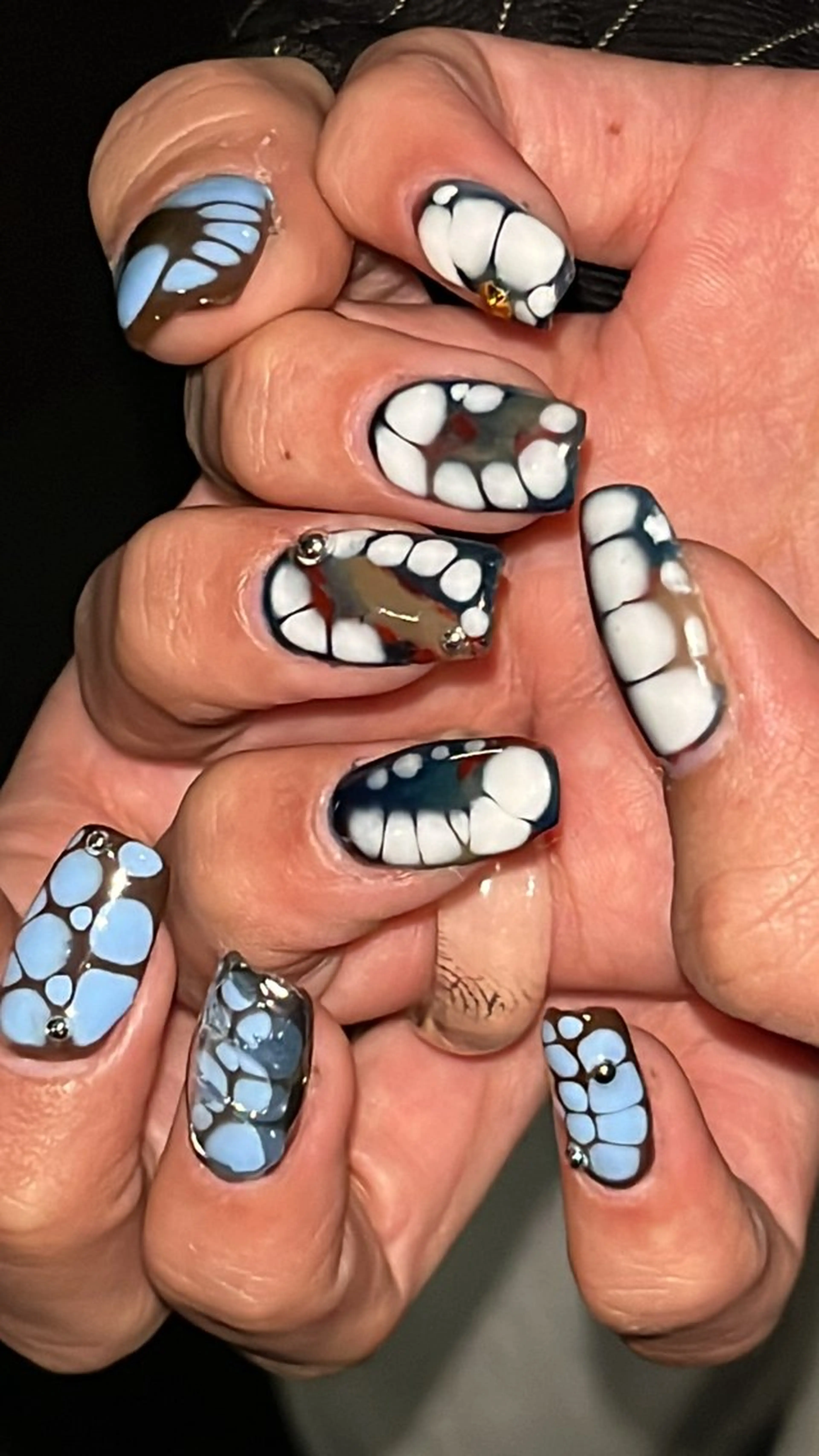 ネイル WOL TOKYO YUURIのネイルデザイン