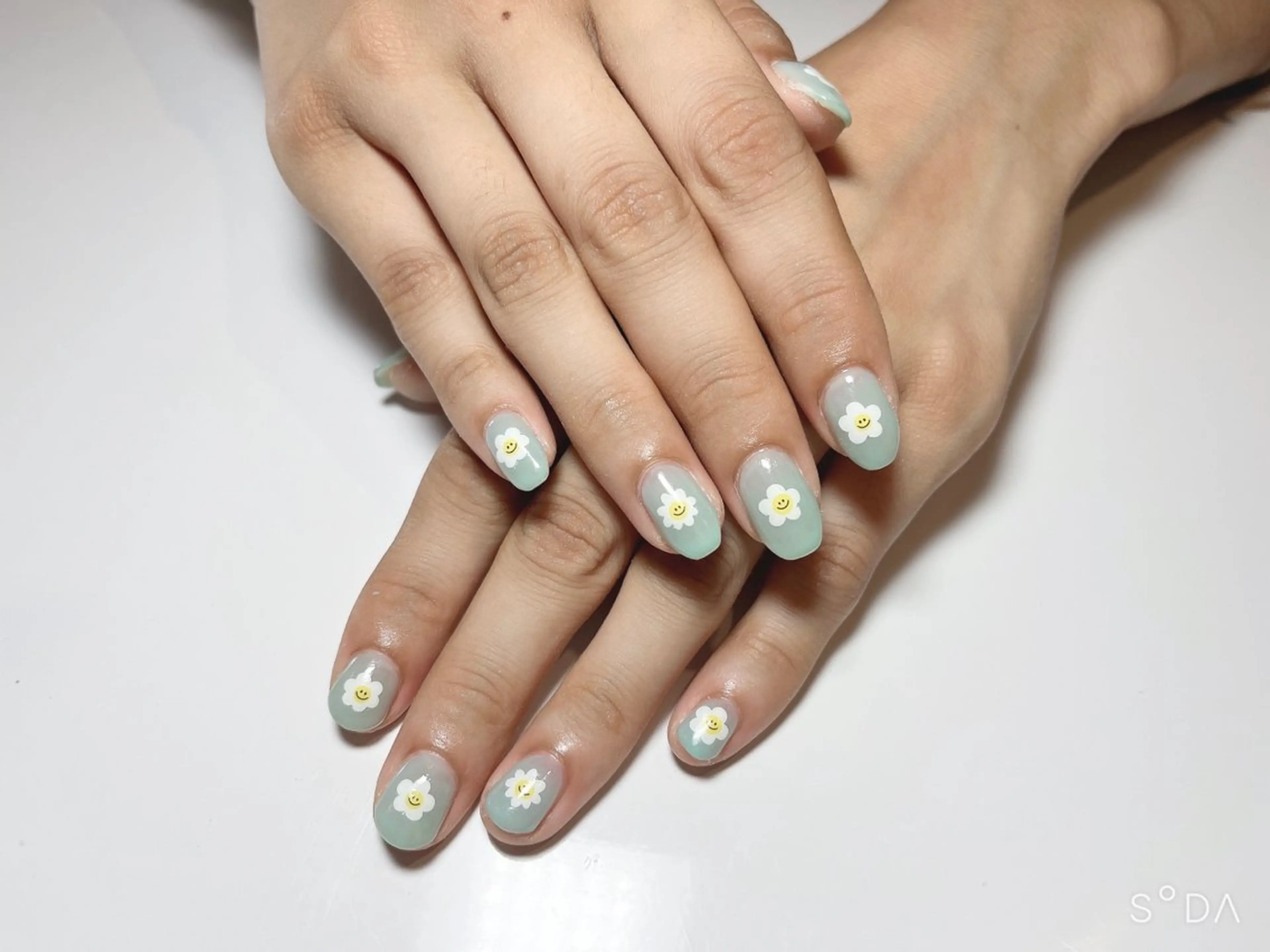 ネイル ハンドネイル Ree所属・ネイル脱毛 Reeのネイルデザイン